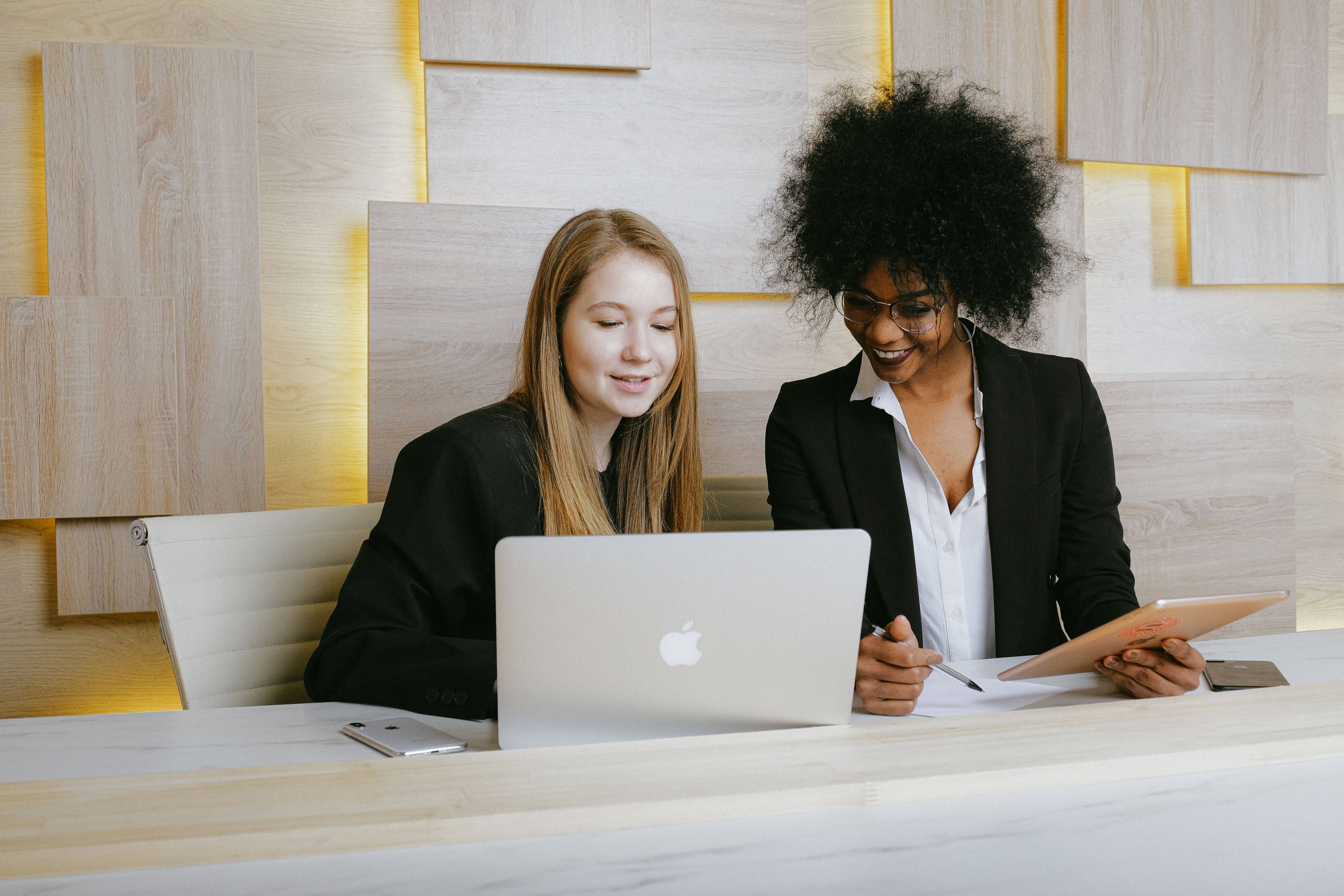 Smartfollowups: Email Marketing: Maximizing Business and Engaging Audiences