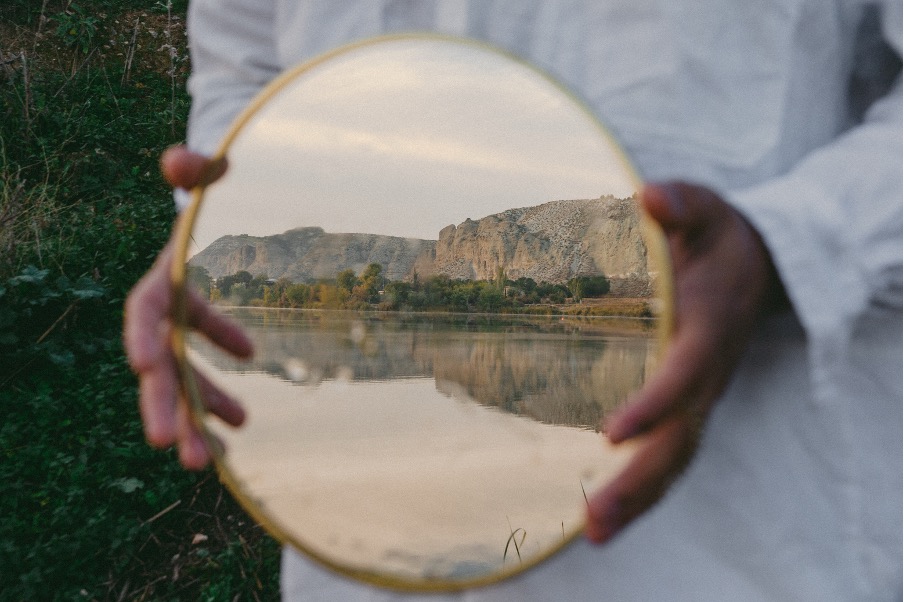 Mirror Mirror