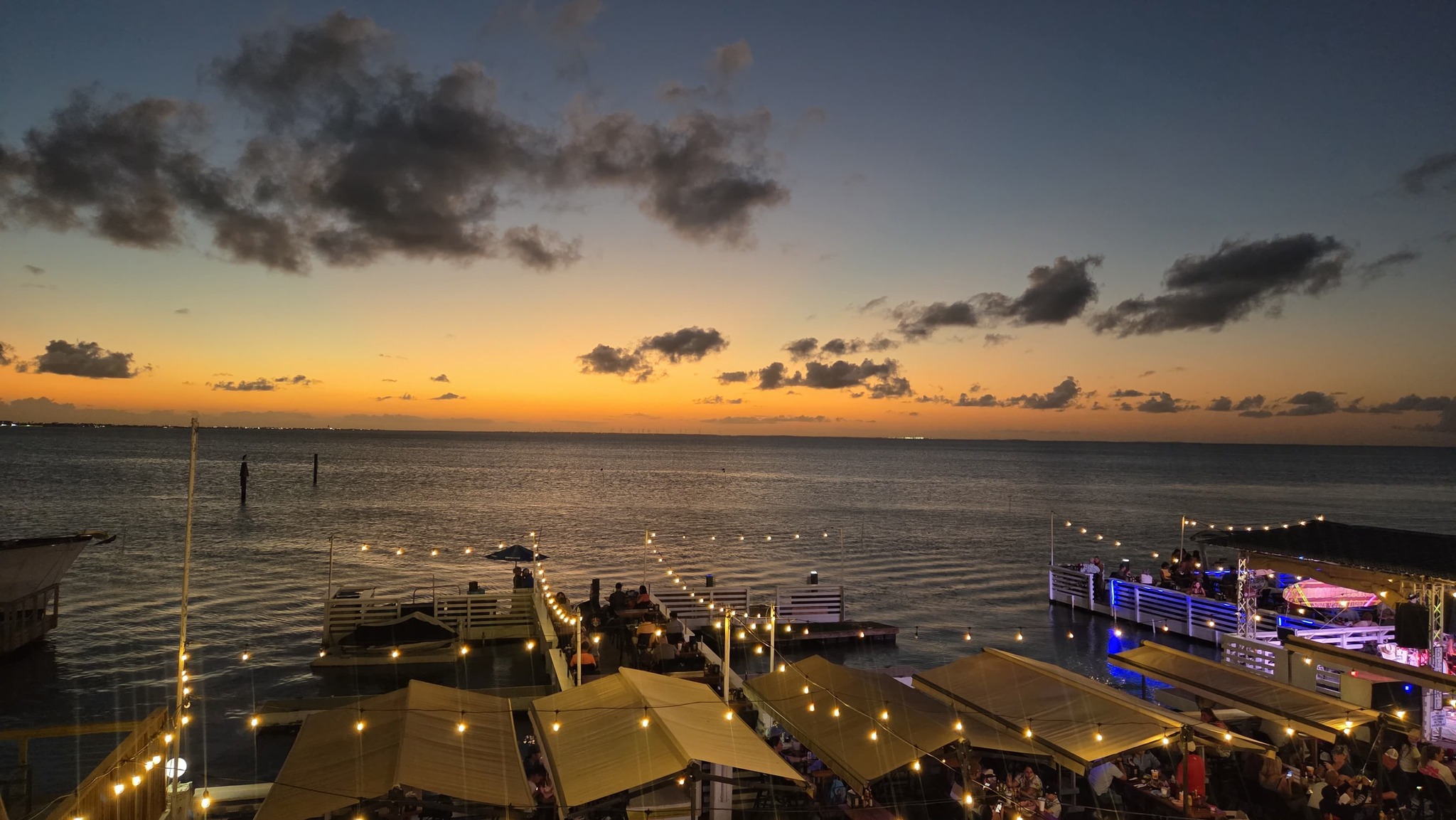 Longboard Bar and Grill SPI