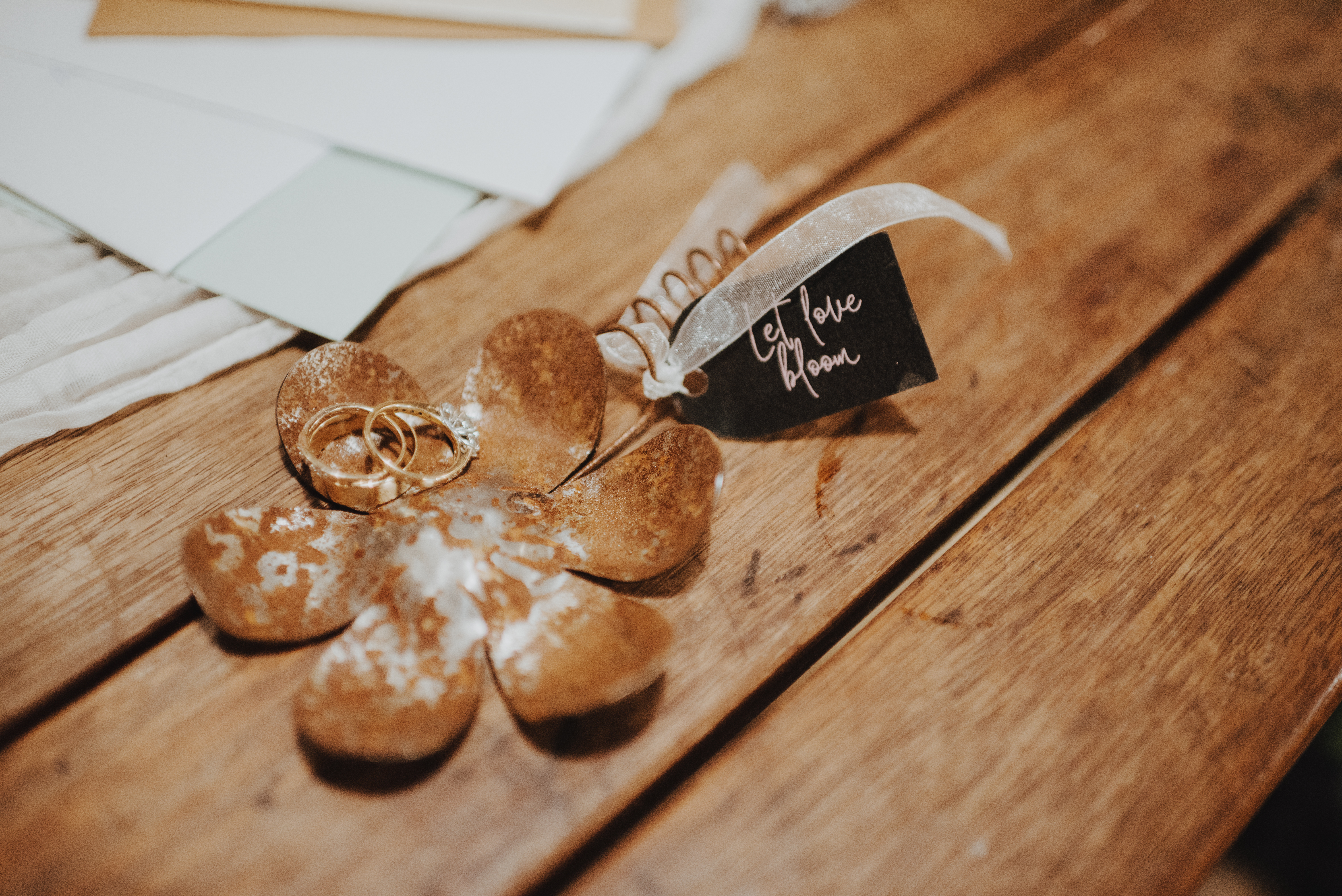 metal crafted flowers as party favours for guests at wedding