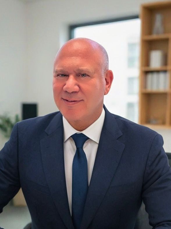 Stephen DallaCosta