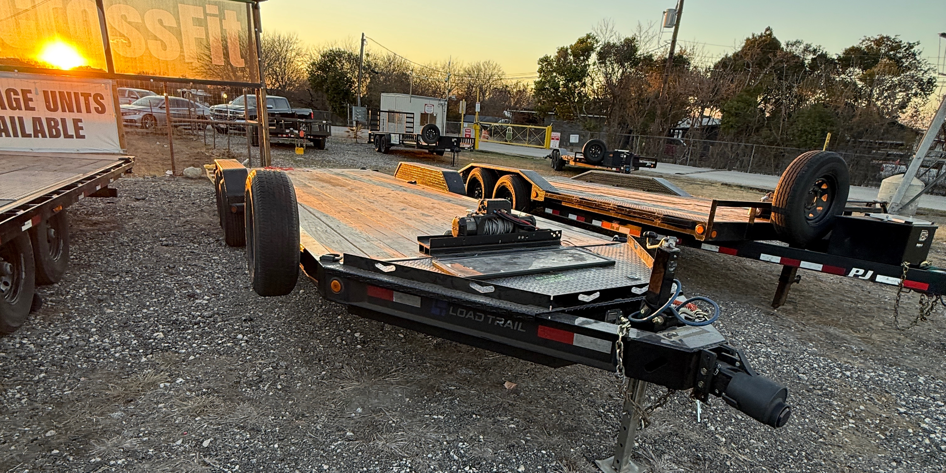 7x20 Car Hauler with Winch