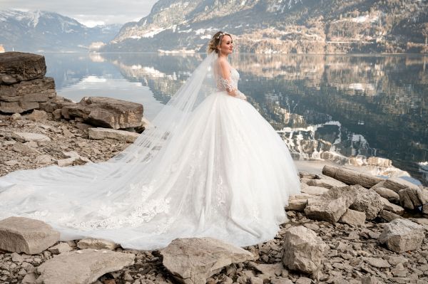 Erfolgreiche Leadgenerierung im Hochzeitsmodegeschäft – Clearance Sale Case Study