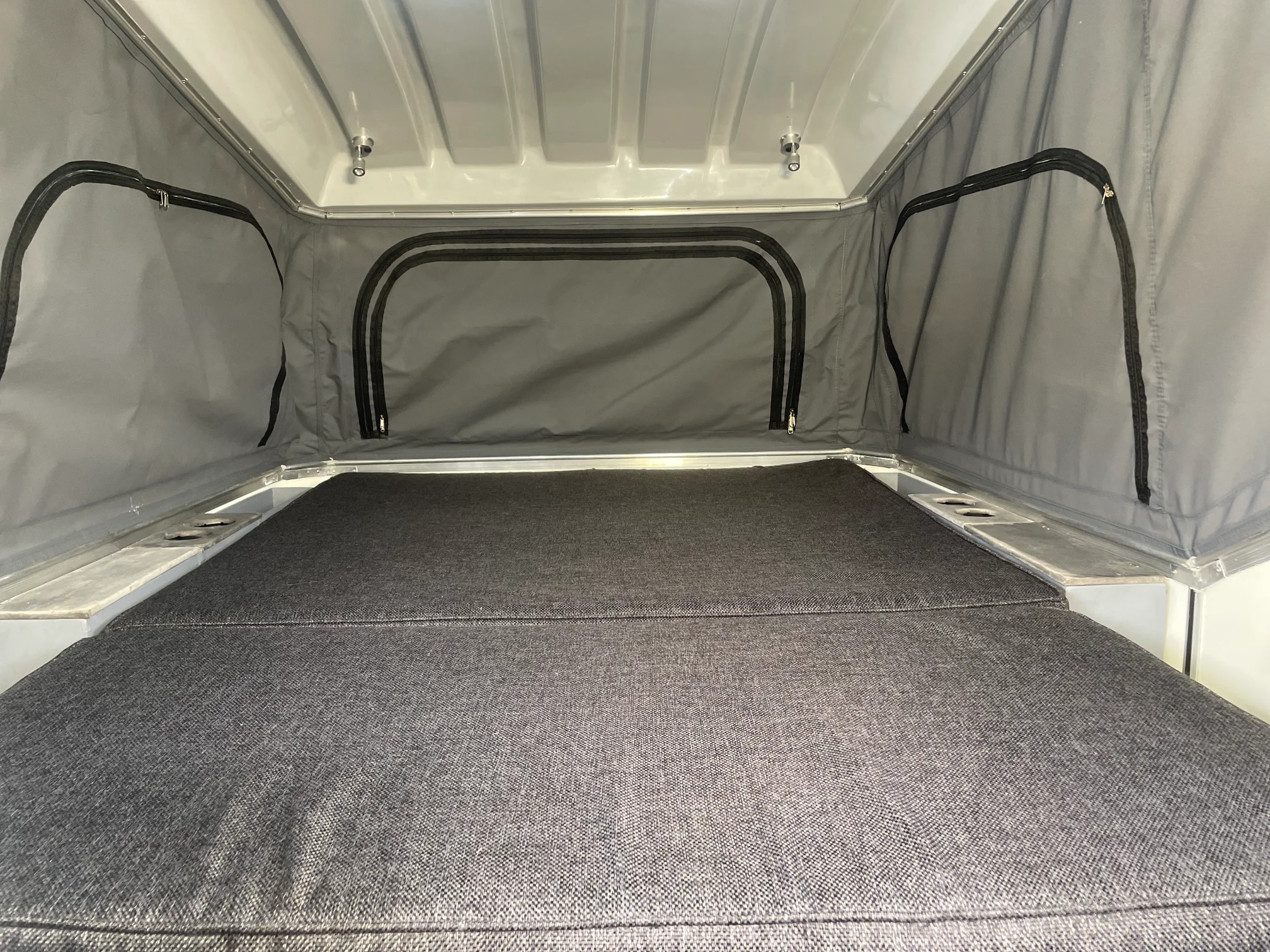 Main bed 2 sleeper configuration