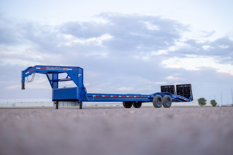 RawMaxx Gooseneck Trailer RawMaxx Gooseneck Trailer