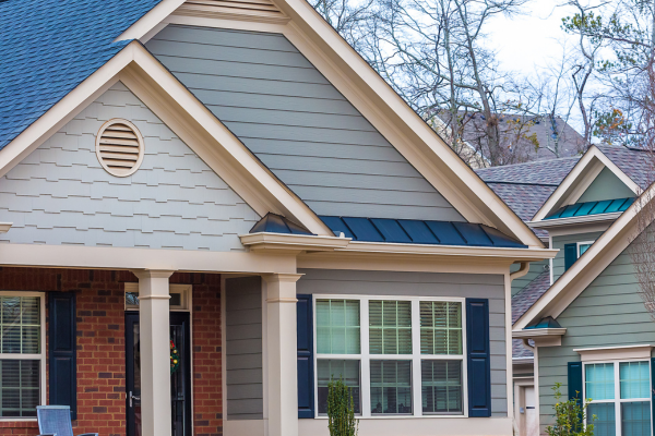 Curb Appeal Transformation: The Power of Siding and Roofing Combinations