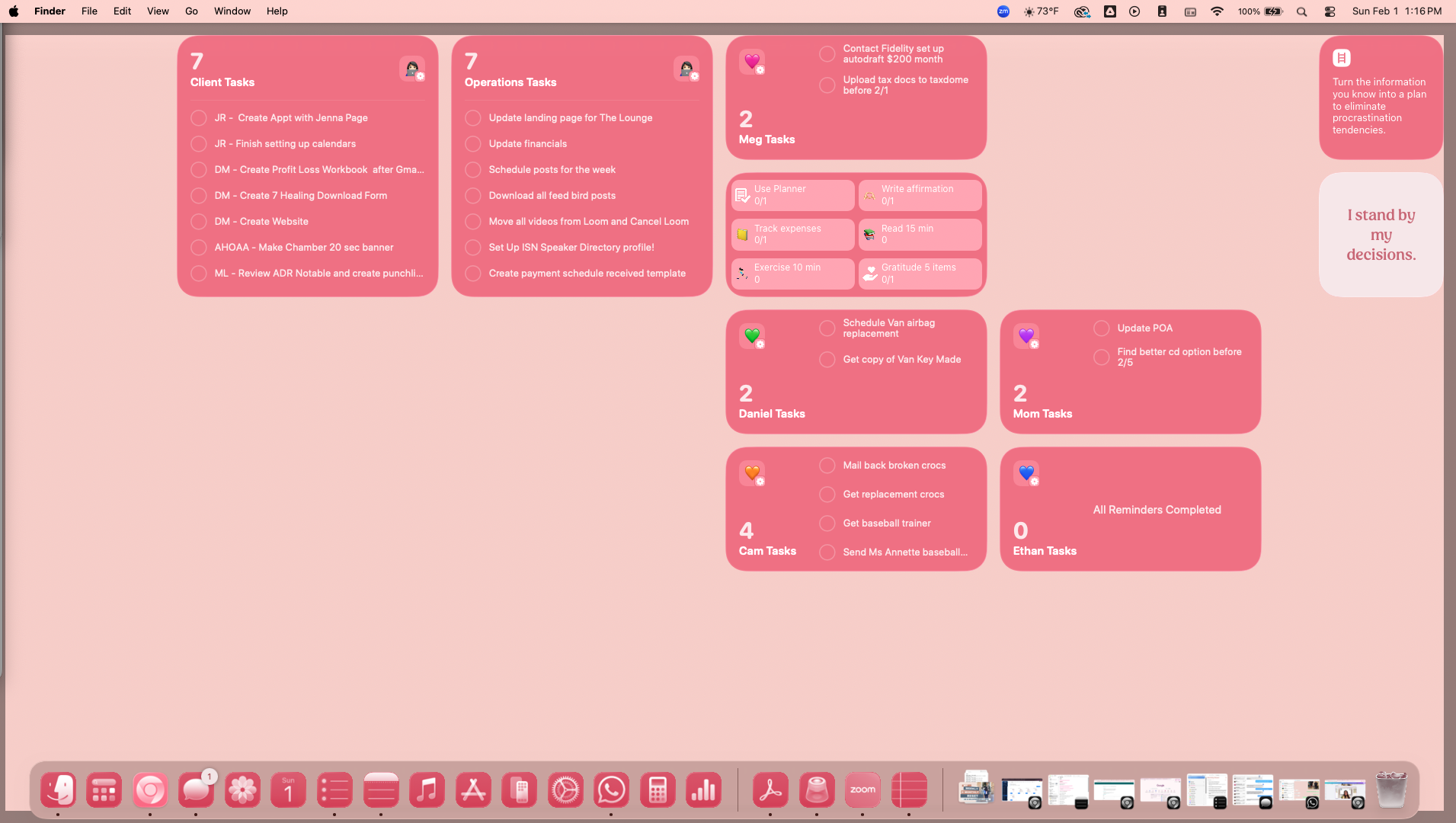 Screenshot of Meghan's Desktop showing how her reminders app has widgets