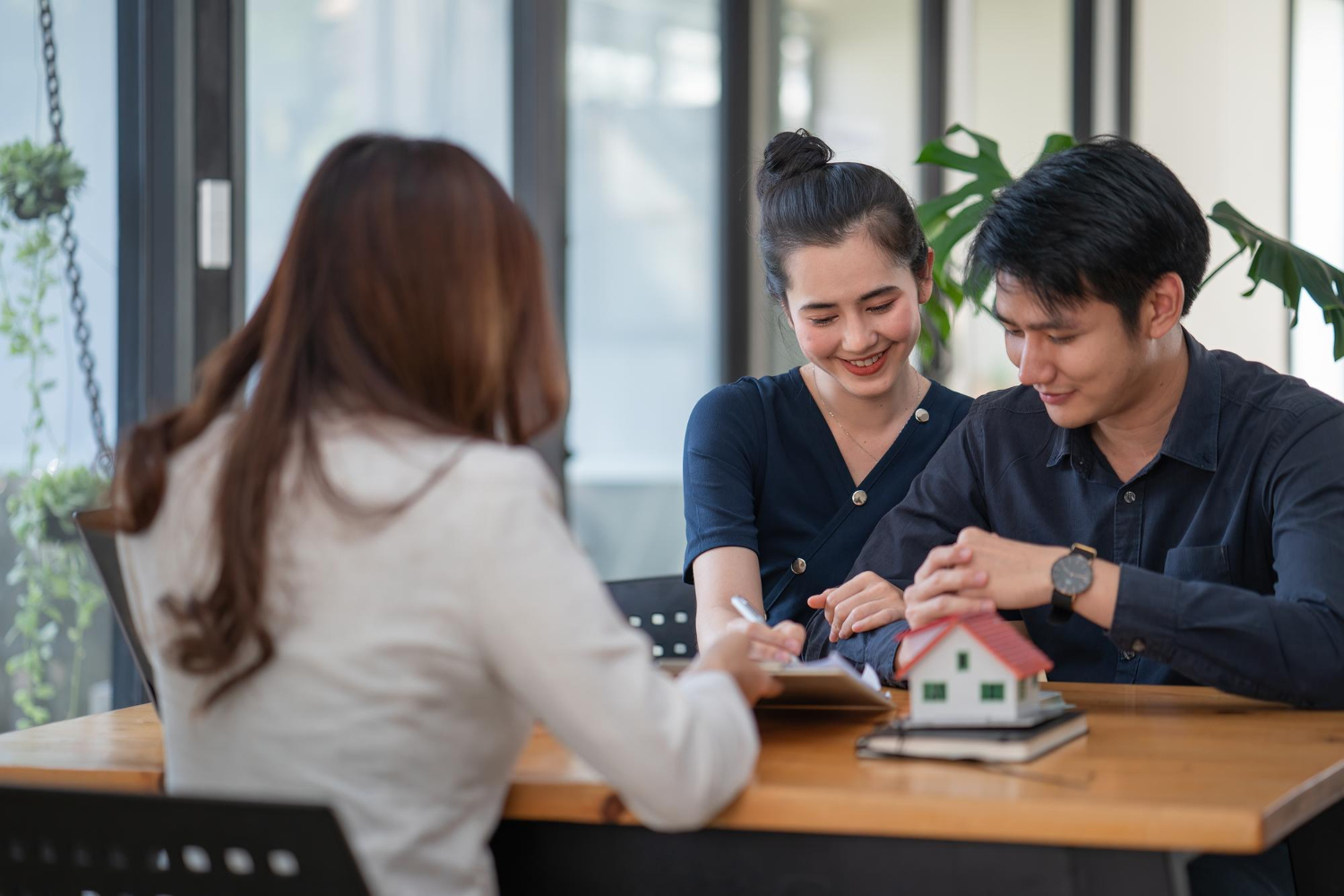 Timing Your Search for Homes Near Me for Sale in a Shifting Market Timing Your Search for Homes Near Me for Sale in a Shifting Market