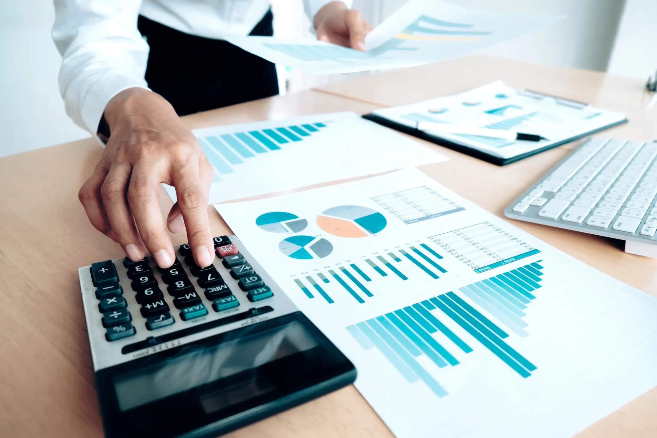 Legal & Financials Icon