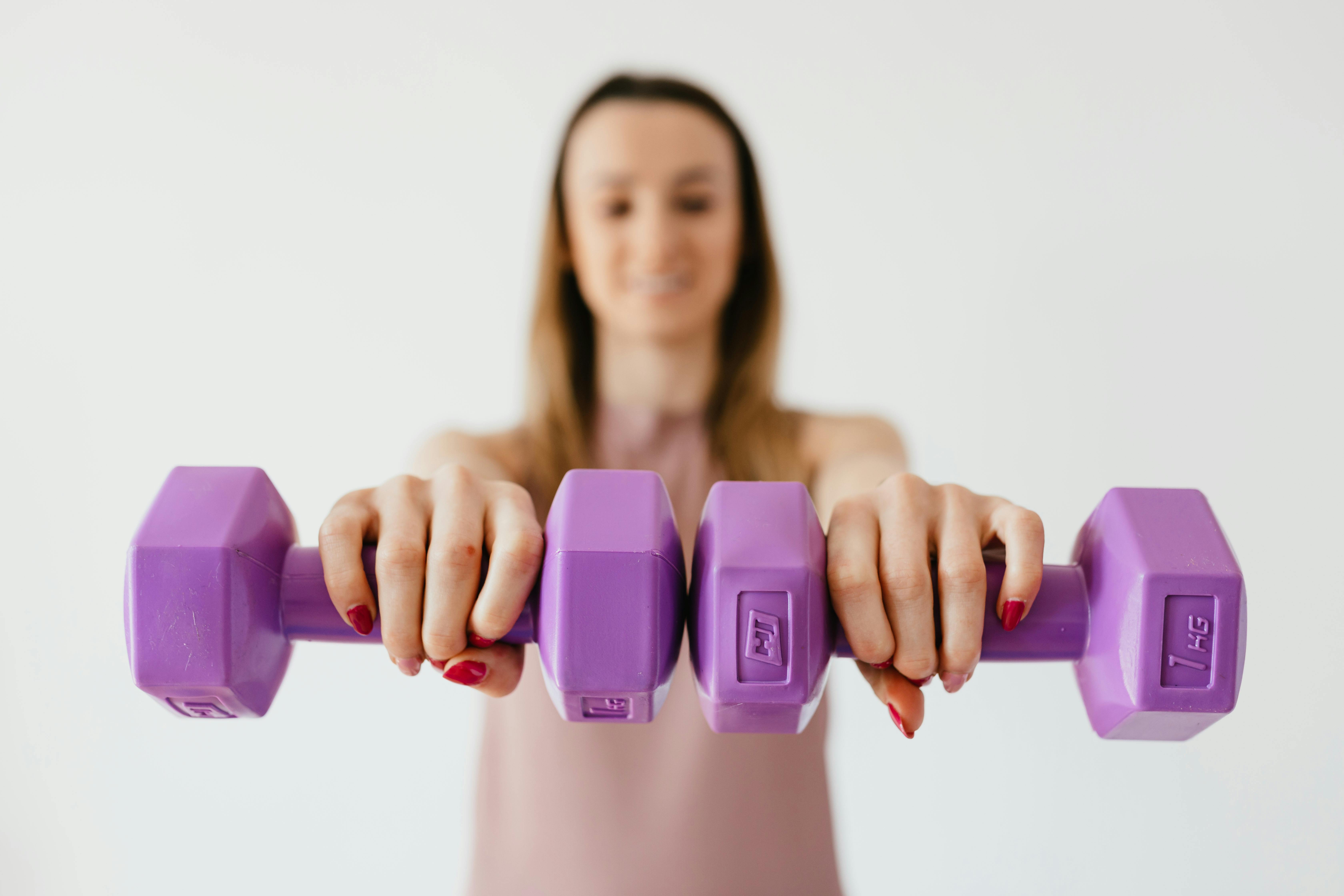 Stay Confident on the Go: Fitness Hacks for Busy People