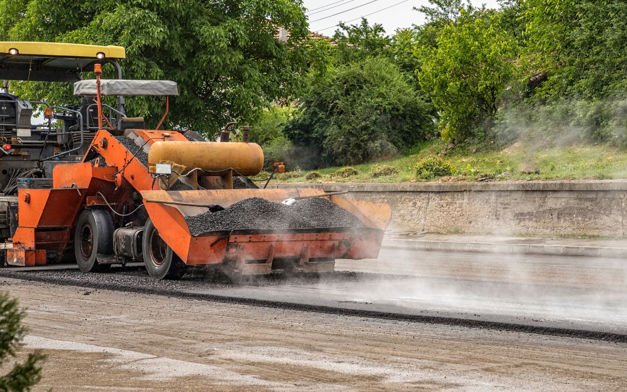 Asphalt Paving Process – Step by Step Guide