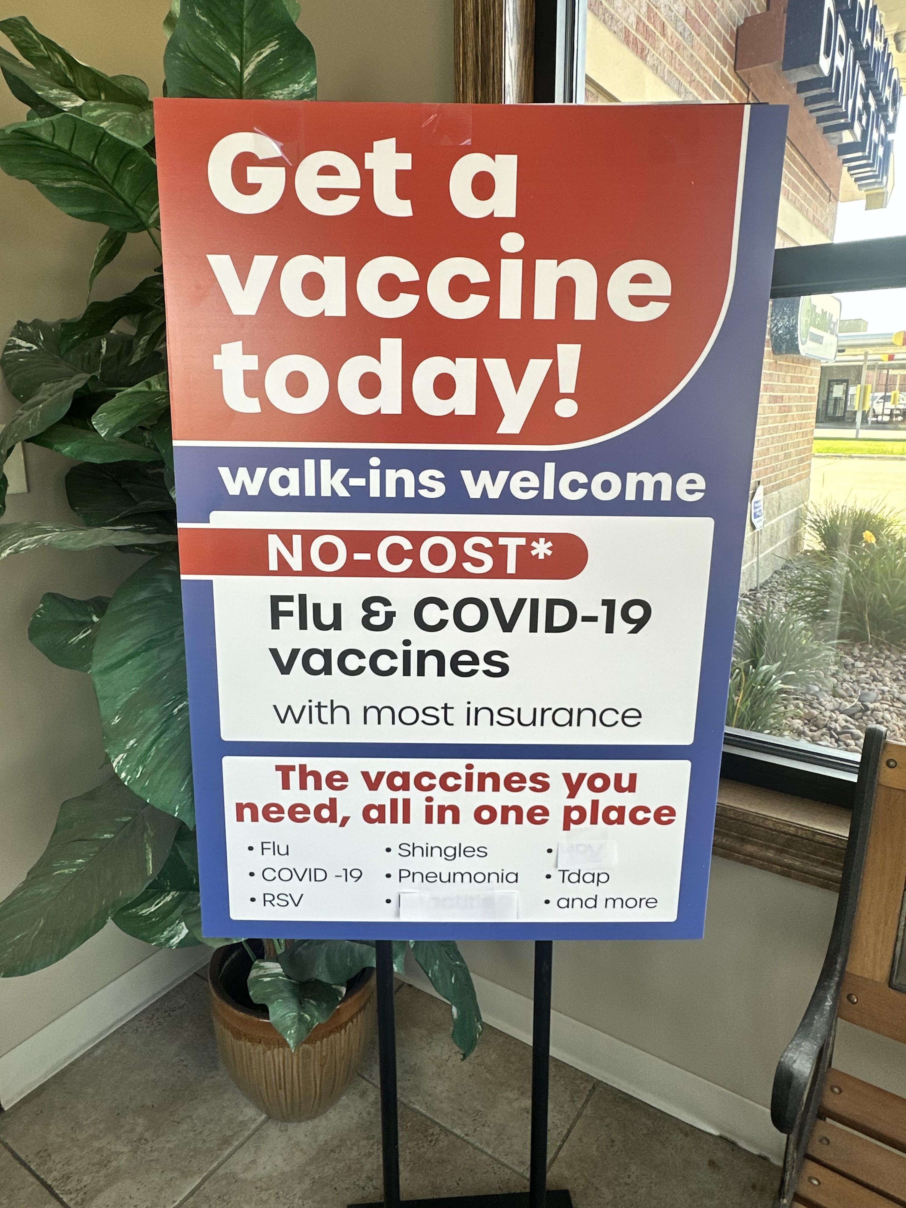 USAVE in-store vaccine sign: walk-ins welcome.
