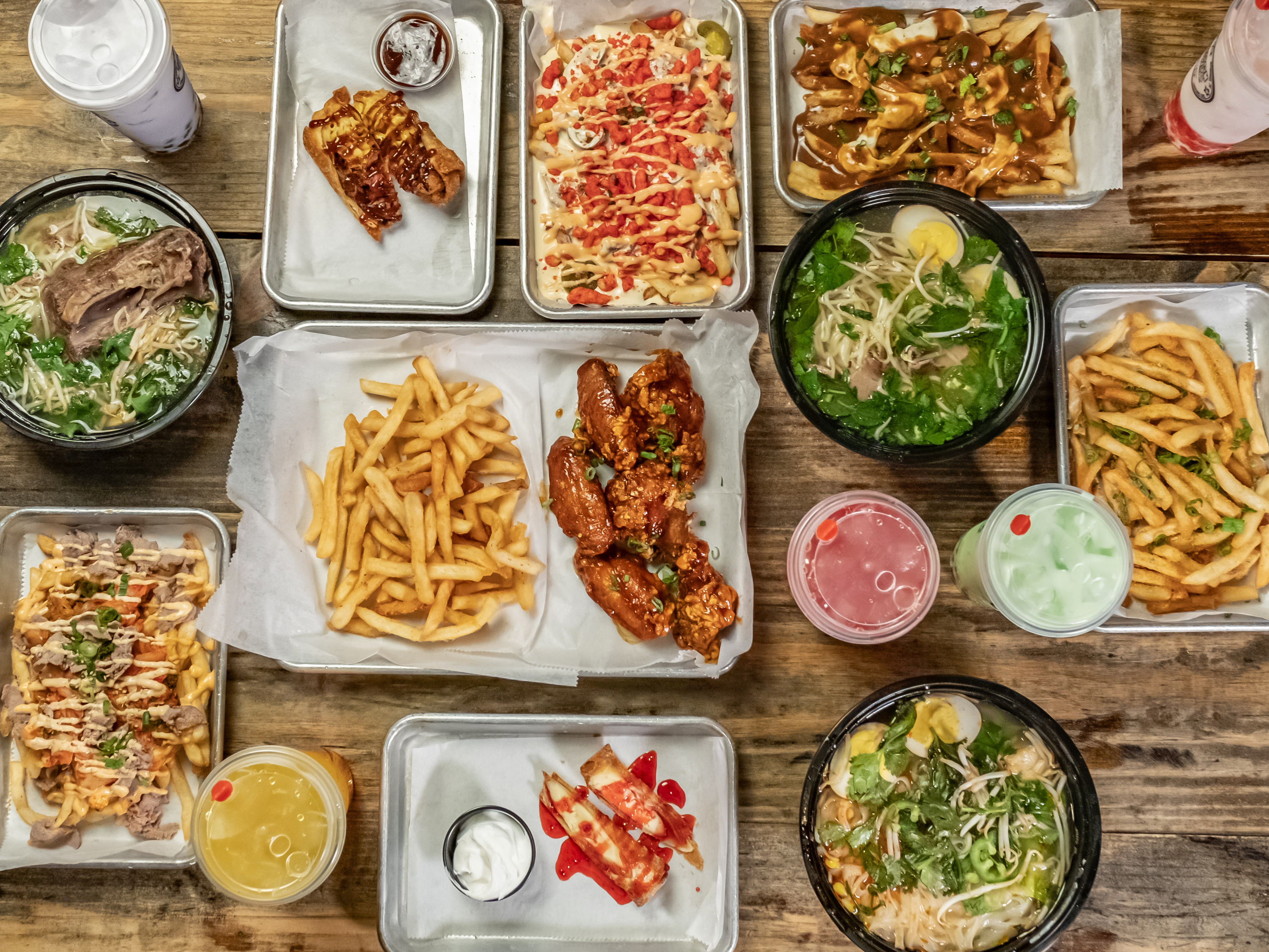 Dragon Bowl Food Spread / Team