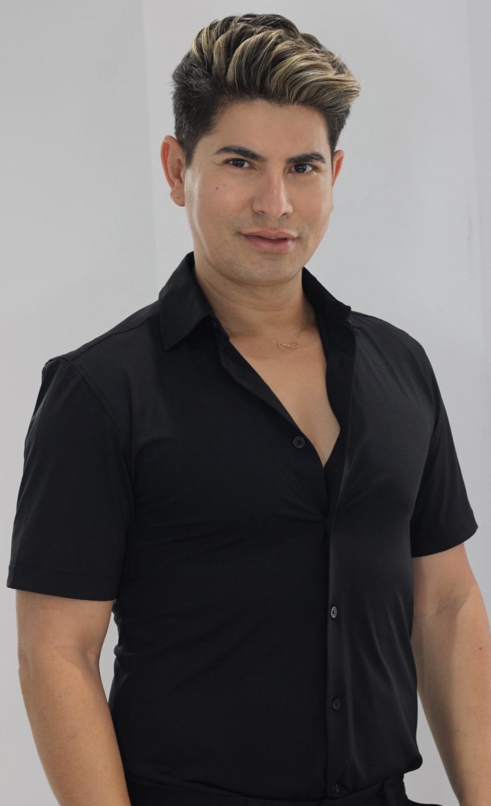 Dinho Payan — Owner — Hairdresser & Kérastase Ambassador at Studio-D Brickell in Miami