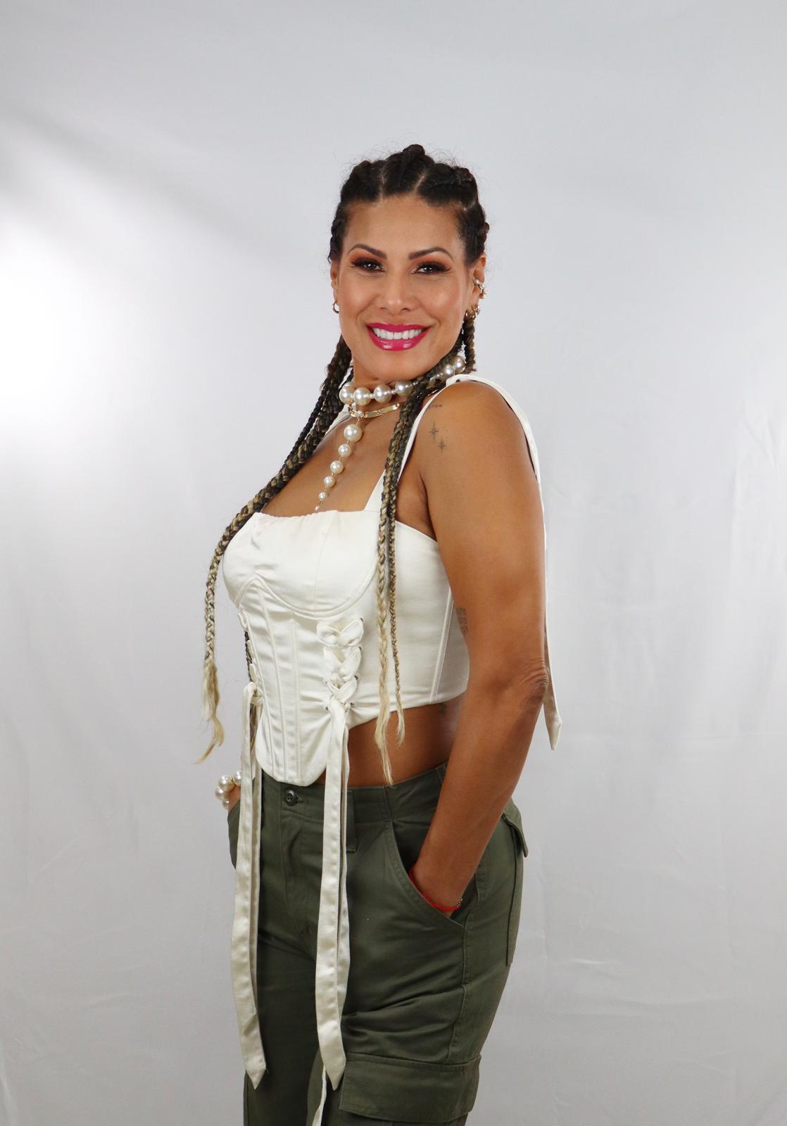 Loyi Achong - Senior Hair Stylist at Studio-D Brickell
