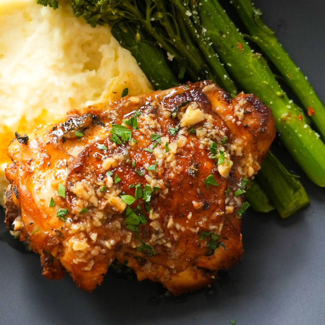 Garlic Butter Chicken Thighs & Roasted Broccoli