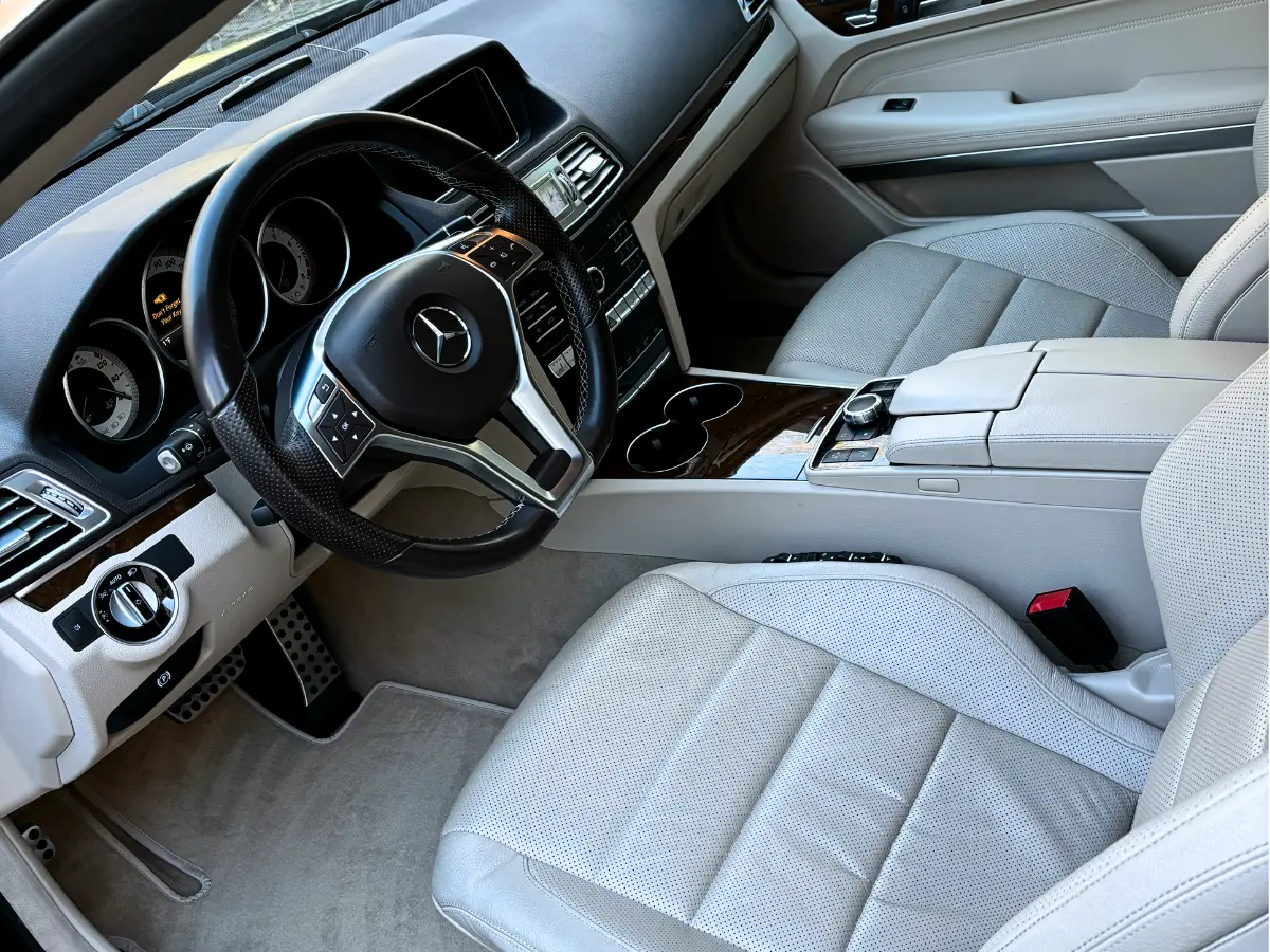 Interior 2