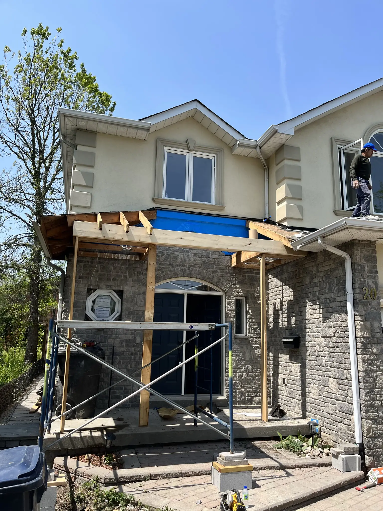 Roof Peak by Trusted Toronto Contractor | Build4Outdoors Roof Peak by Trusted Toronto Contractor | Build4Outdoors