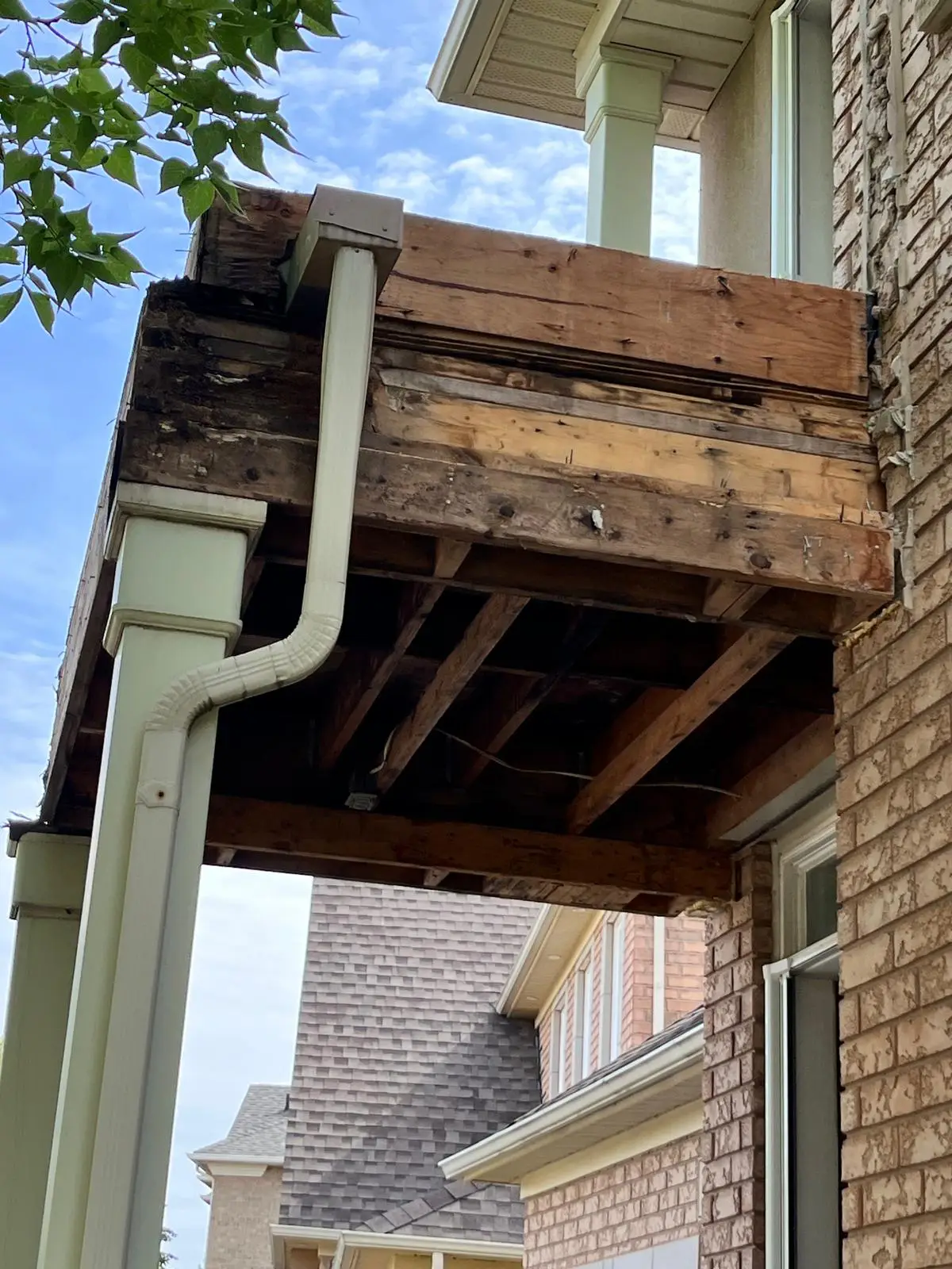 Front Balcony Rebuild in Toronto | Build 4 Outdoors Front Balcony Rebuild in Toronto | Build 4 Outdoors
