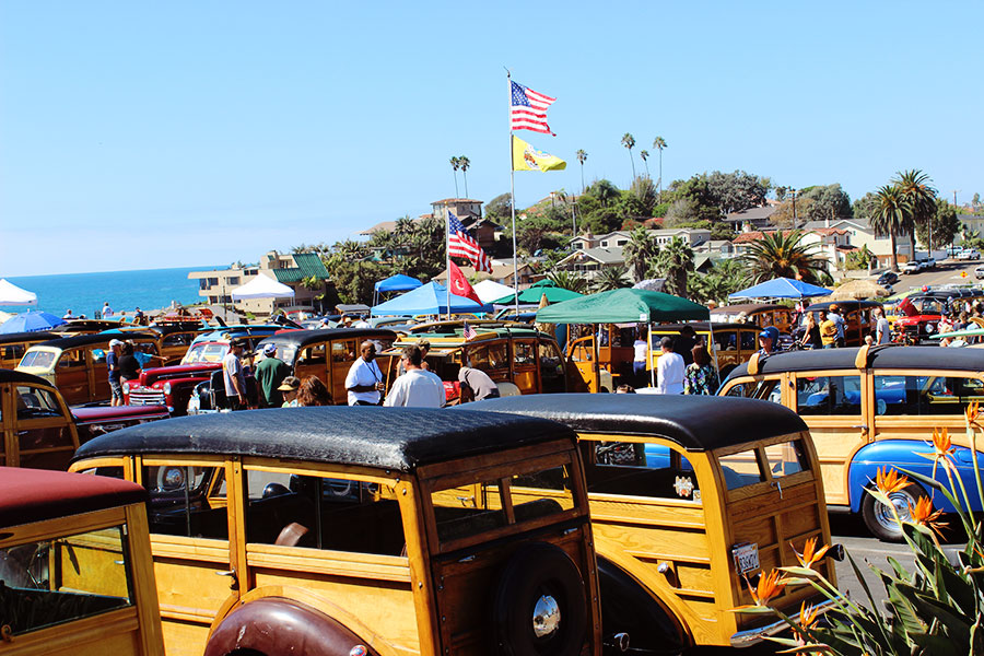 Woodies at Moonlight Beach