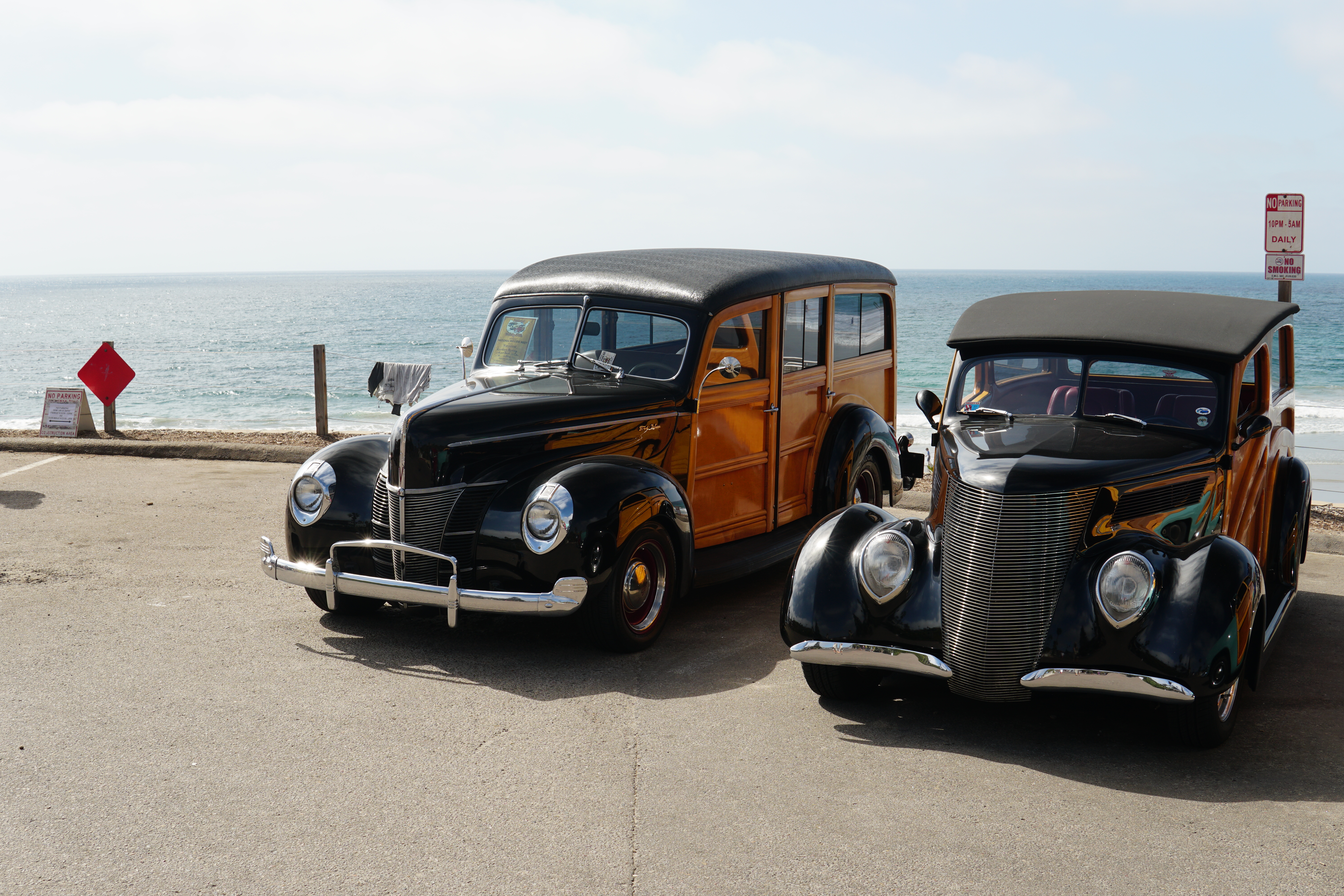 Woodies at Moonlight Beach