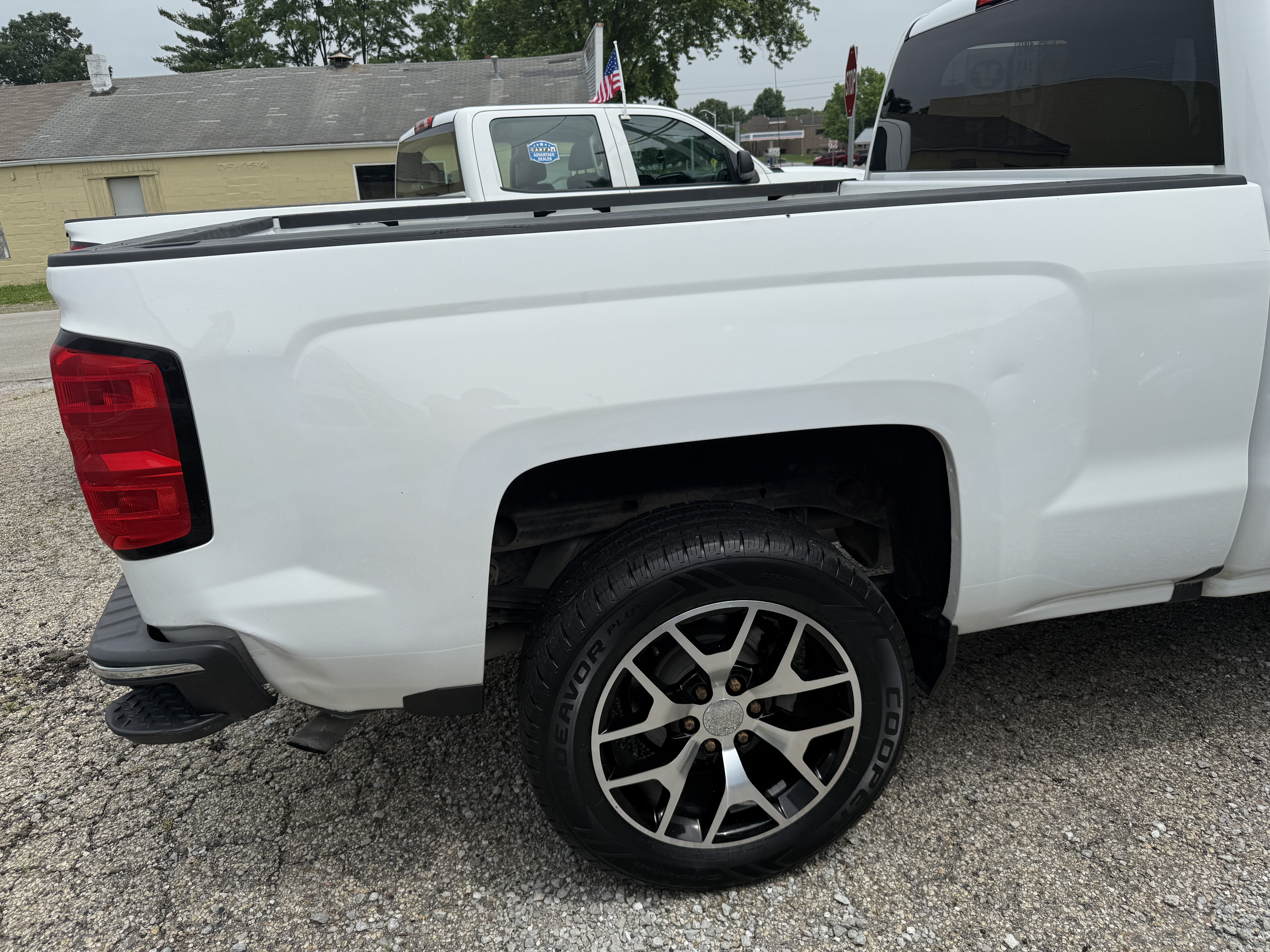 Chevrolet Silverado Side View