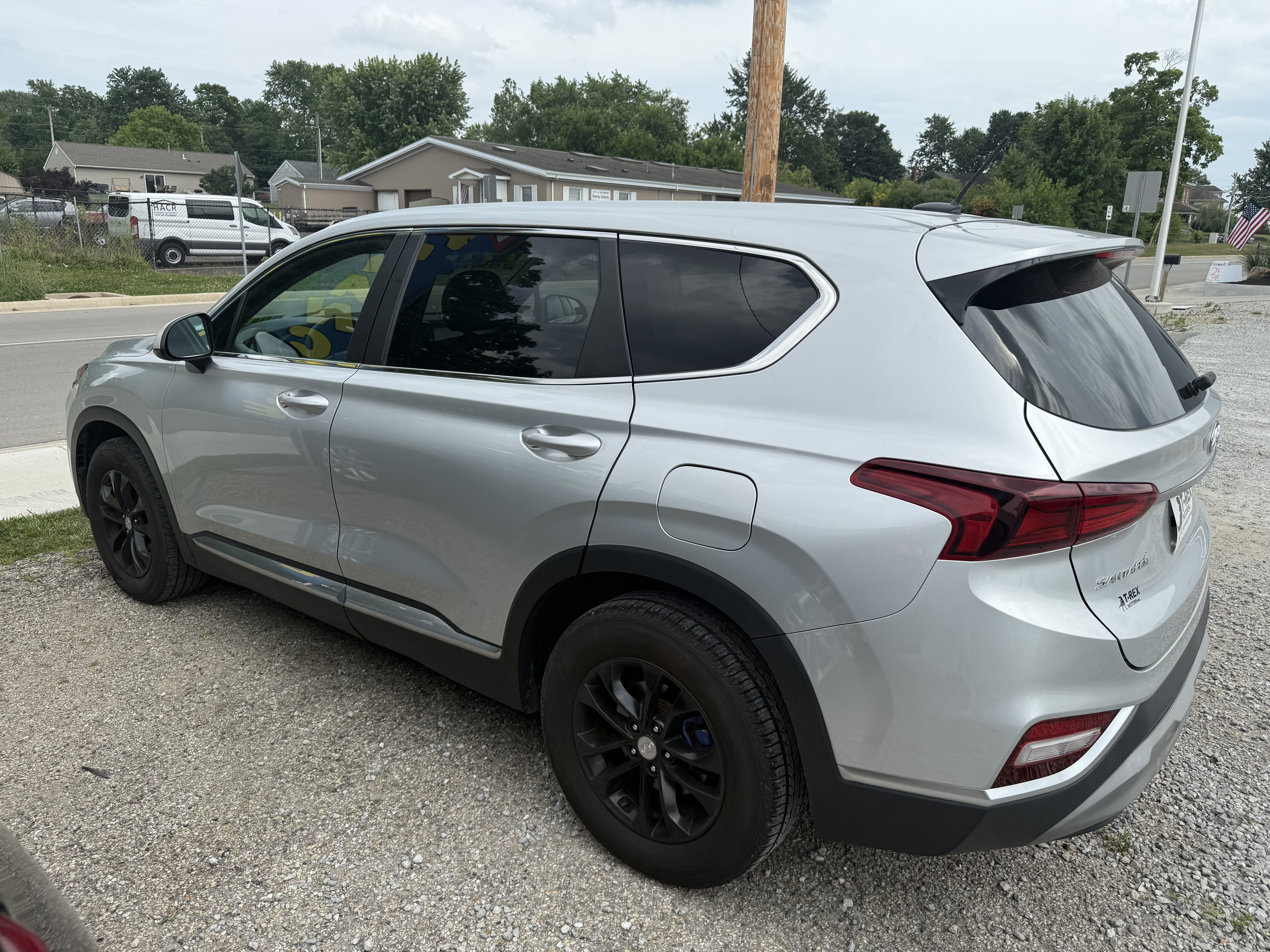 Hyundai Santa Fe Side View