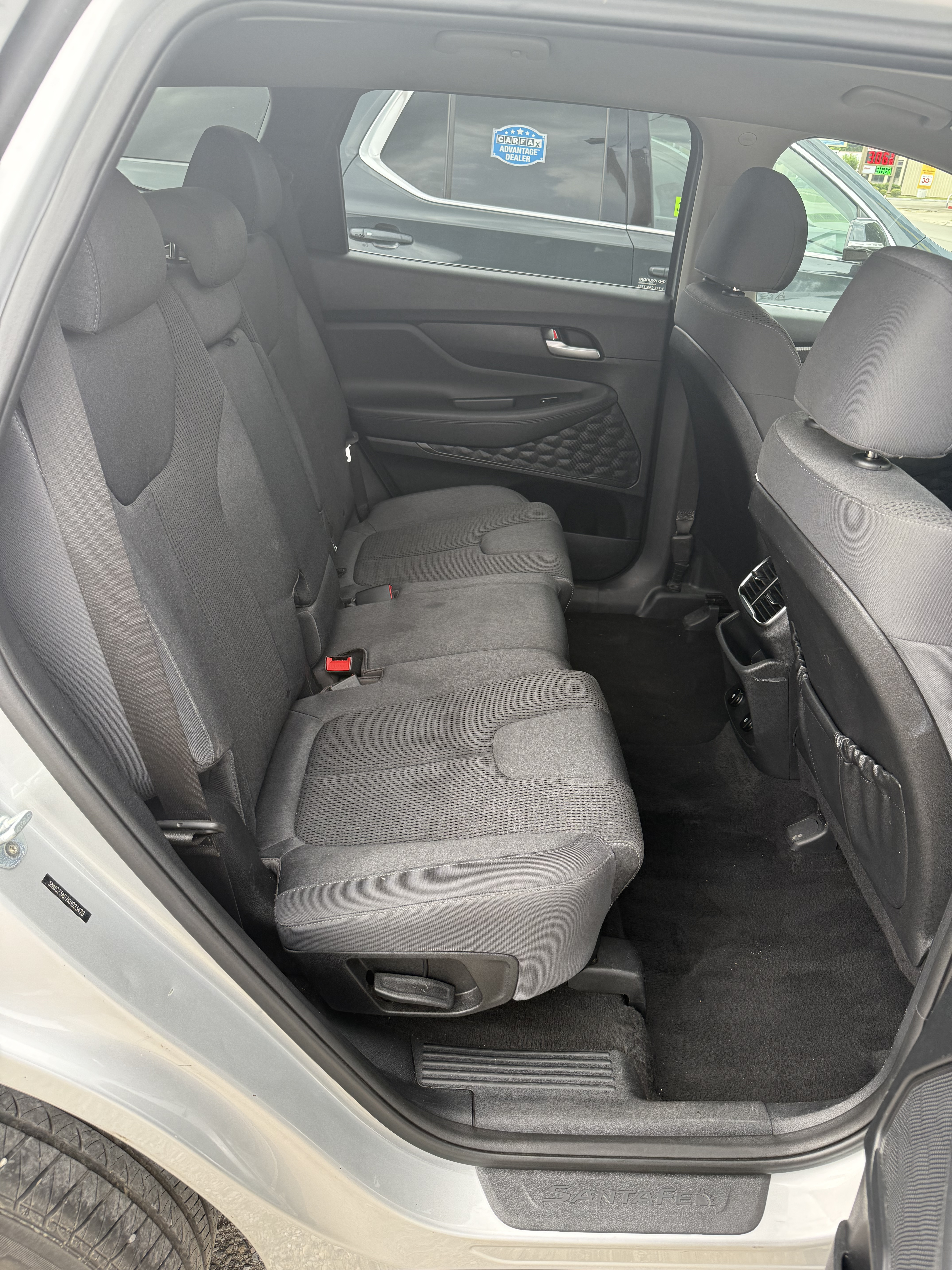Hyundai Santa Fe Interior 2