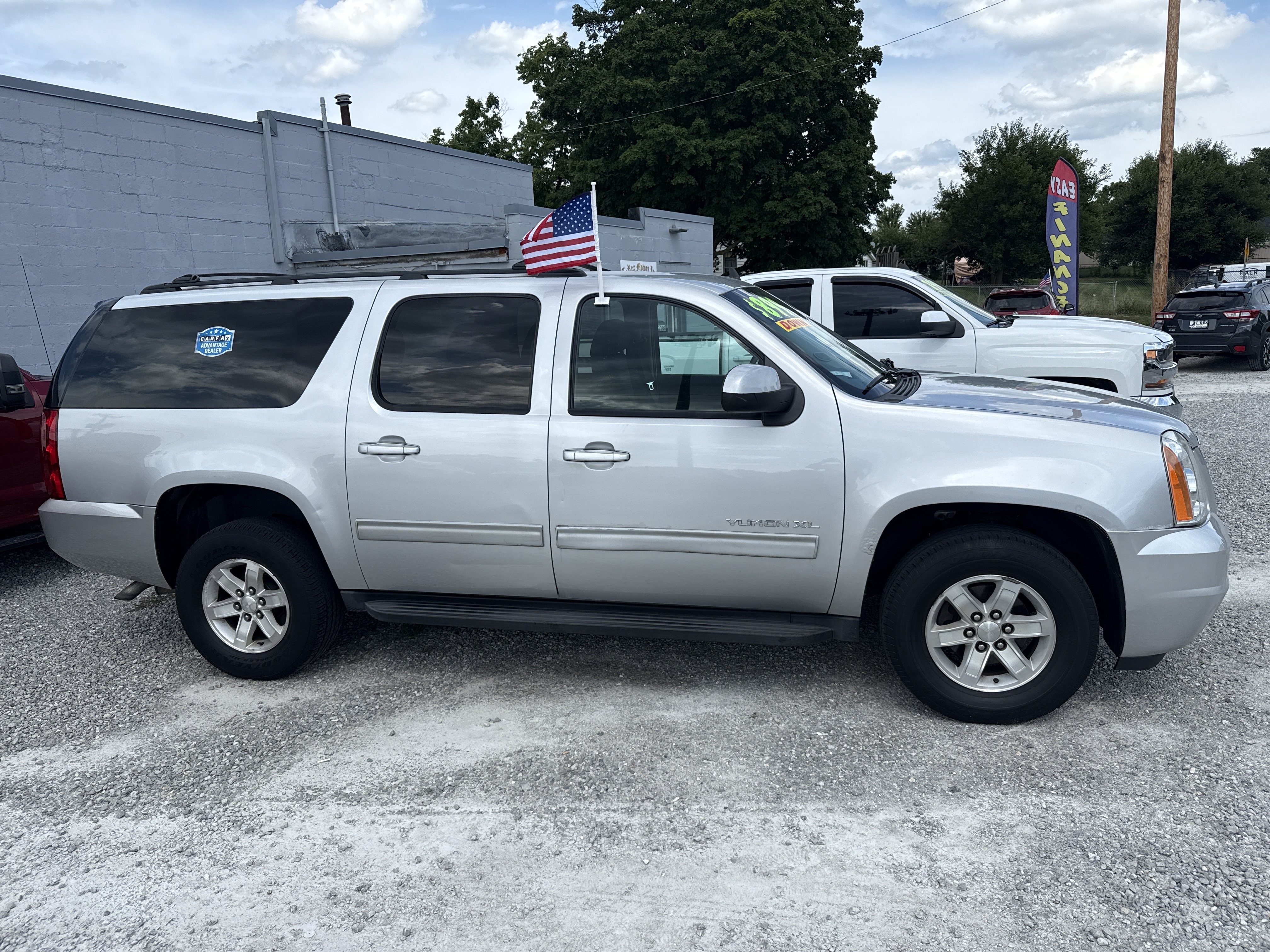 GMC Yukon XL Interior 5