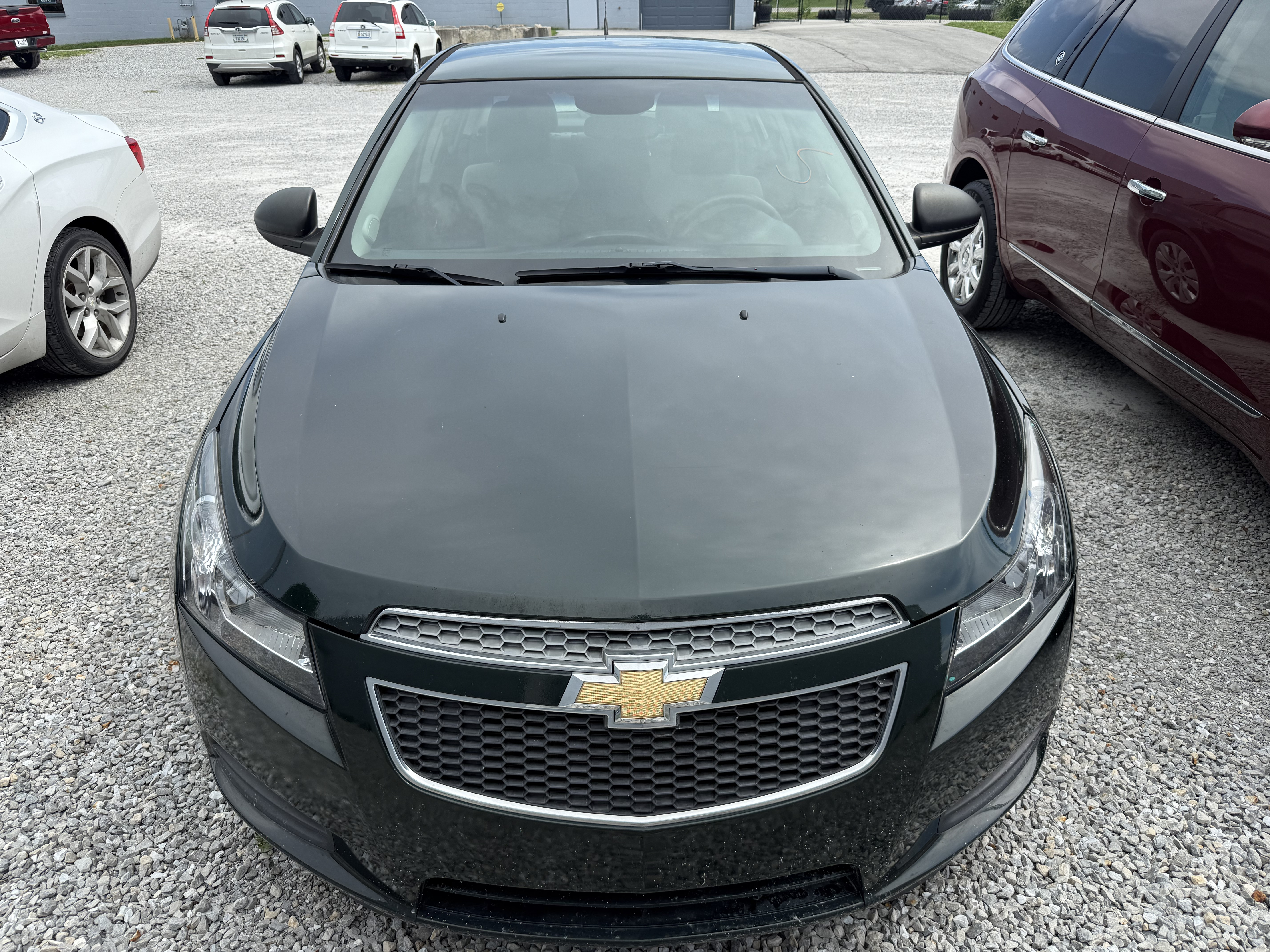 Chevrolet Cruze Side View