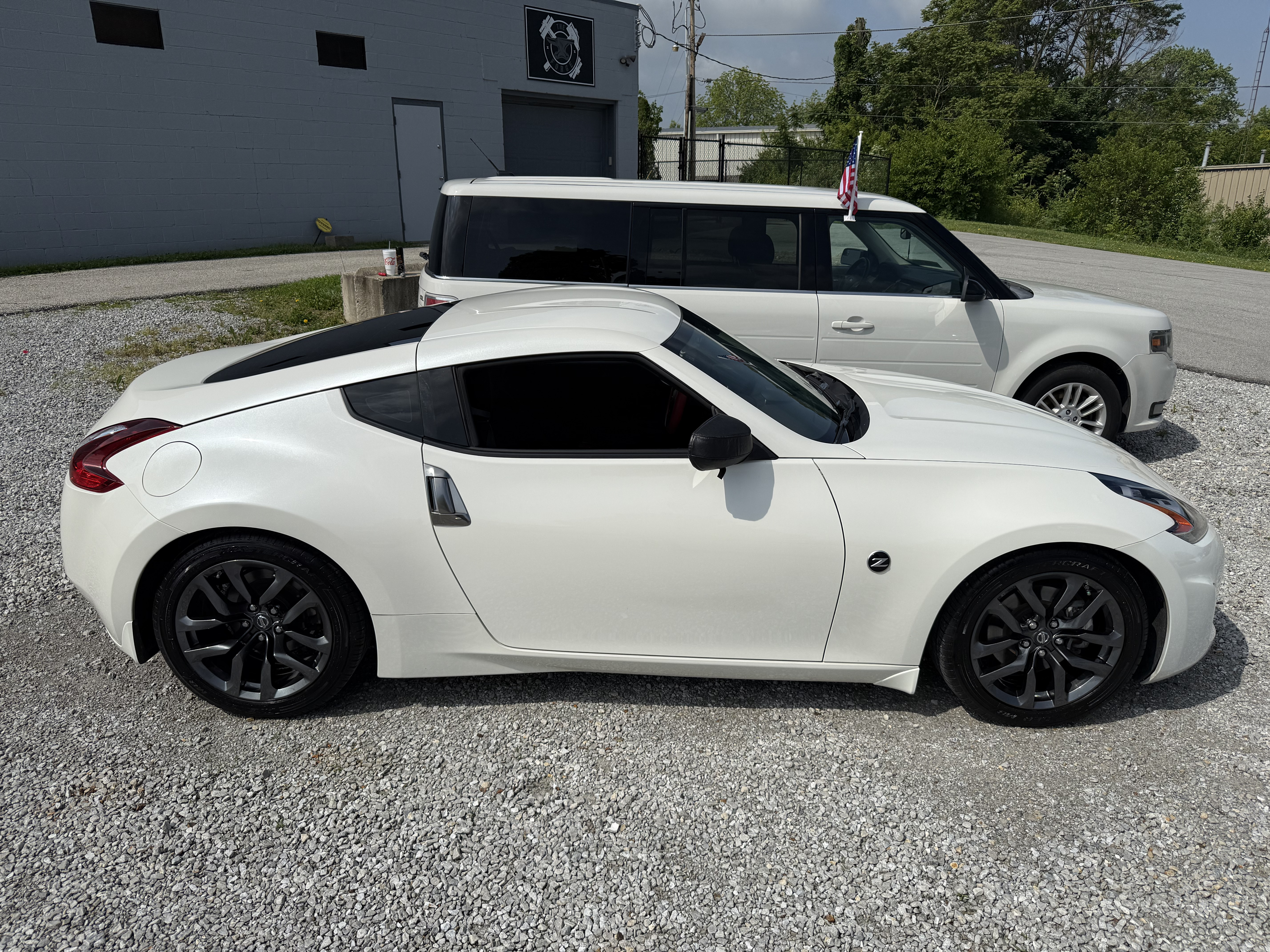 Nissan 370Z Profile