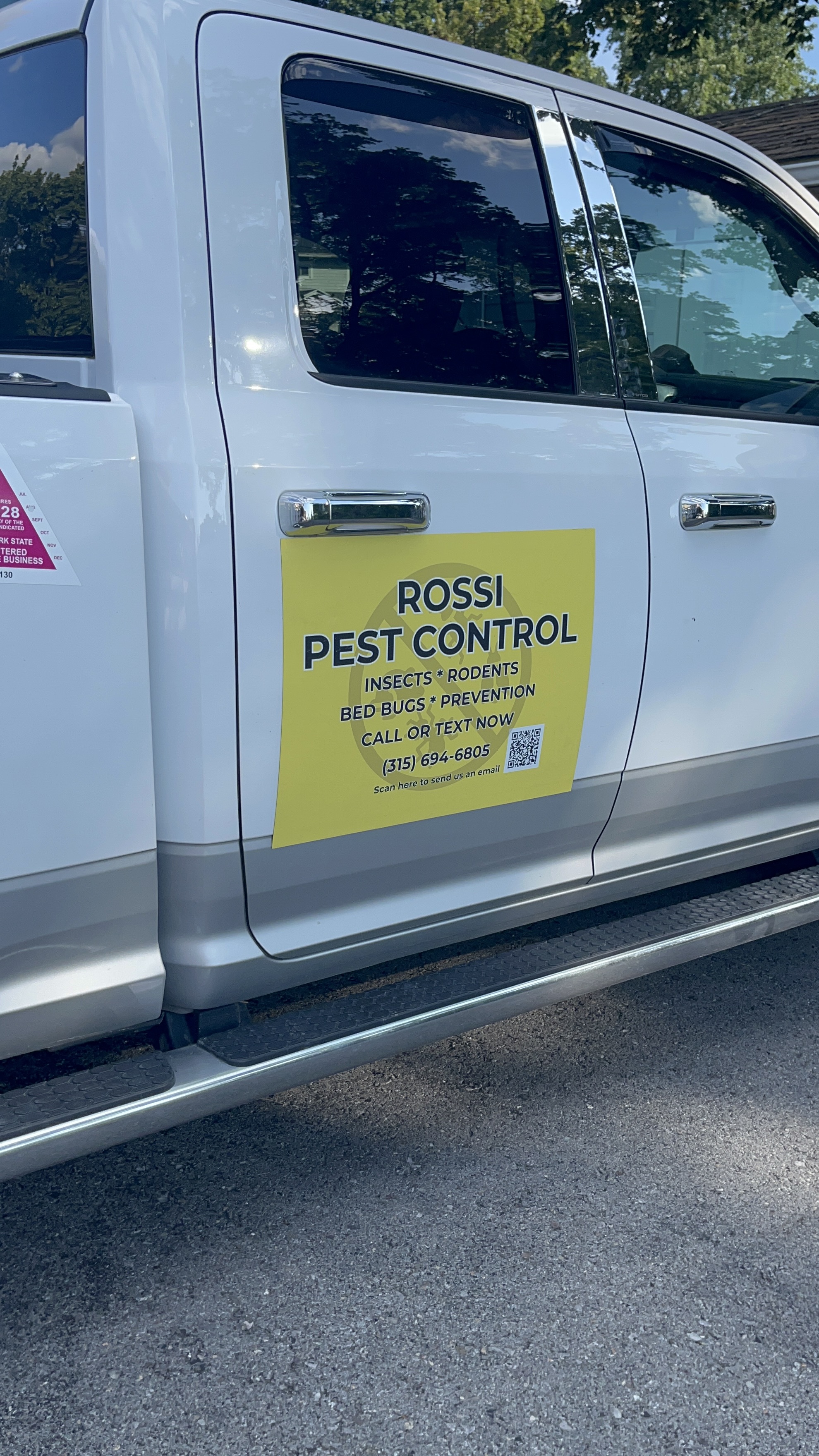 Rossi Pest Control truck