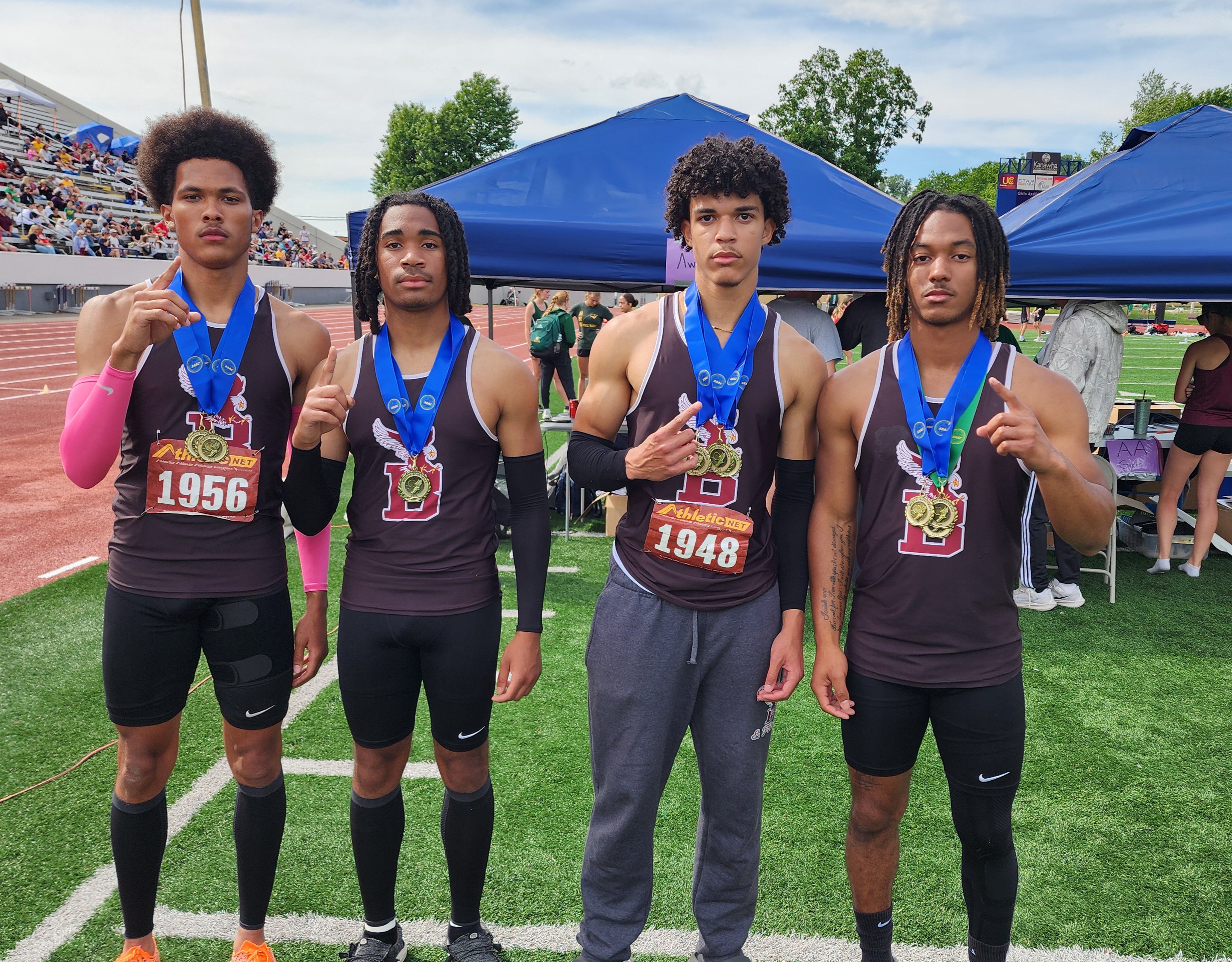WW relay team WW relay team