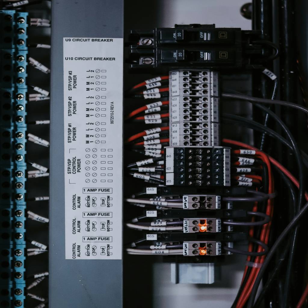 "Business with AI – Drive Growth, Automation, and Sales Success"