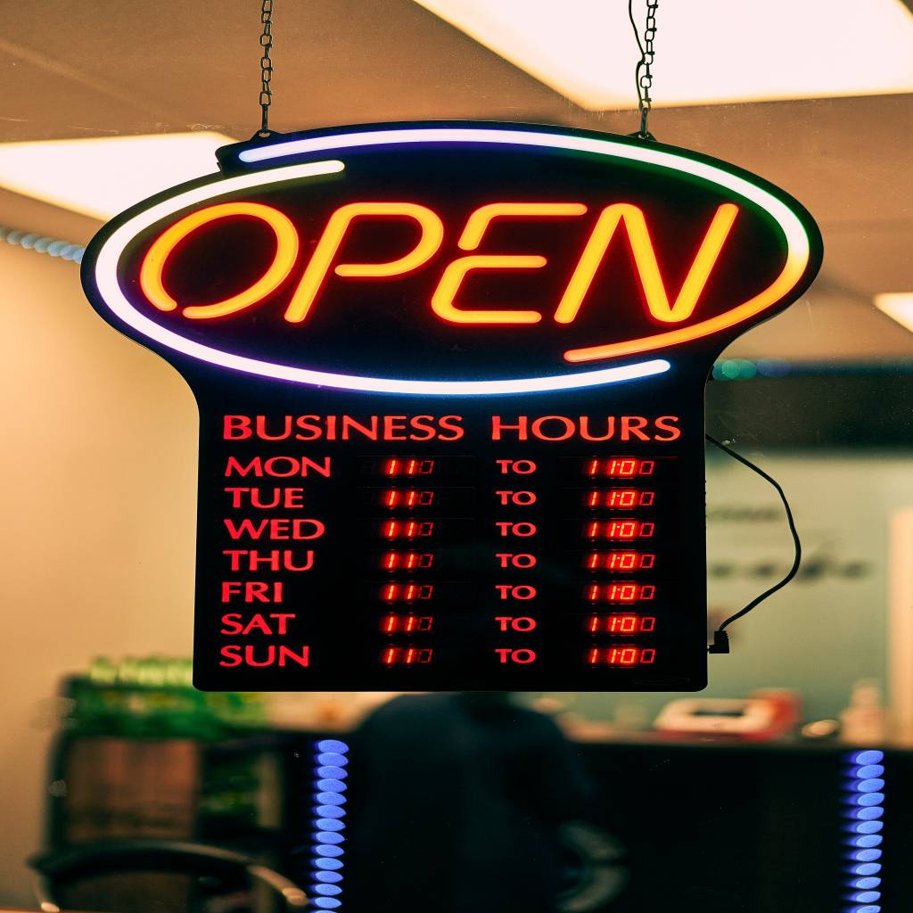 "Business with AI – Drive Growth, Automation, and Sales Success"