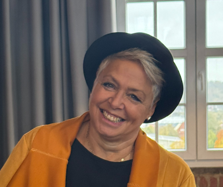 Rosie Norman-Neubauer, diplom. language instructor and communications expert