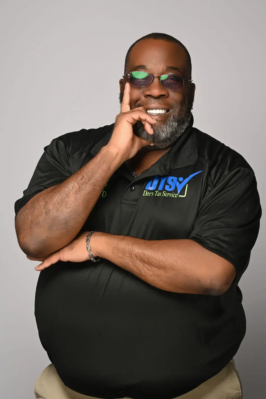 Dee's Pro Tax Solutions Team