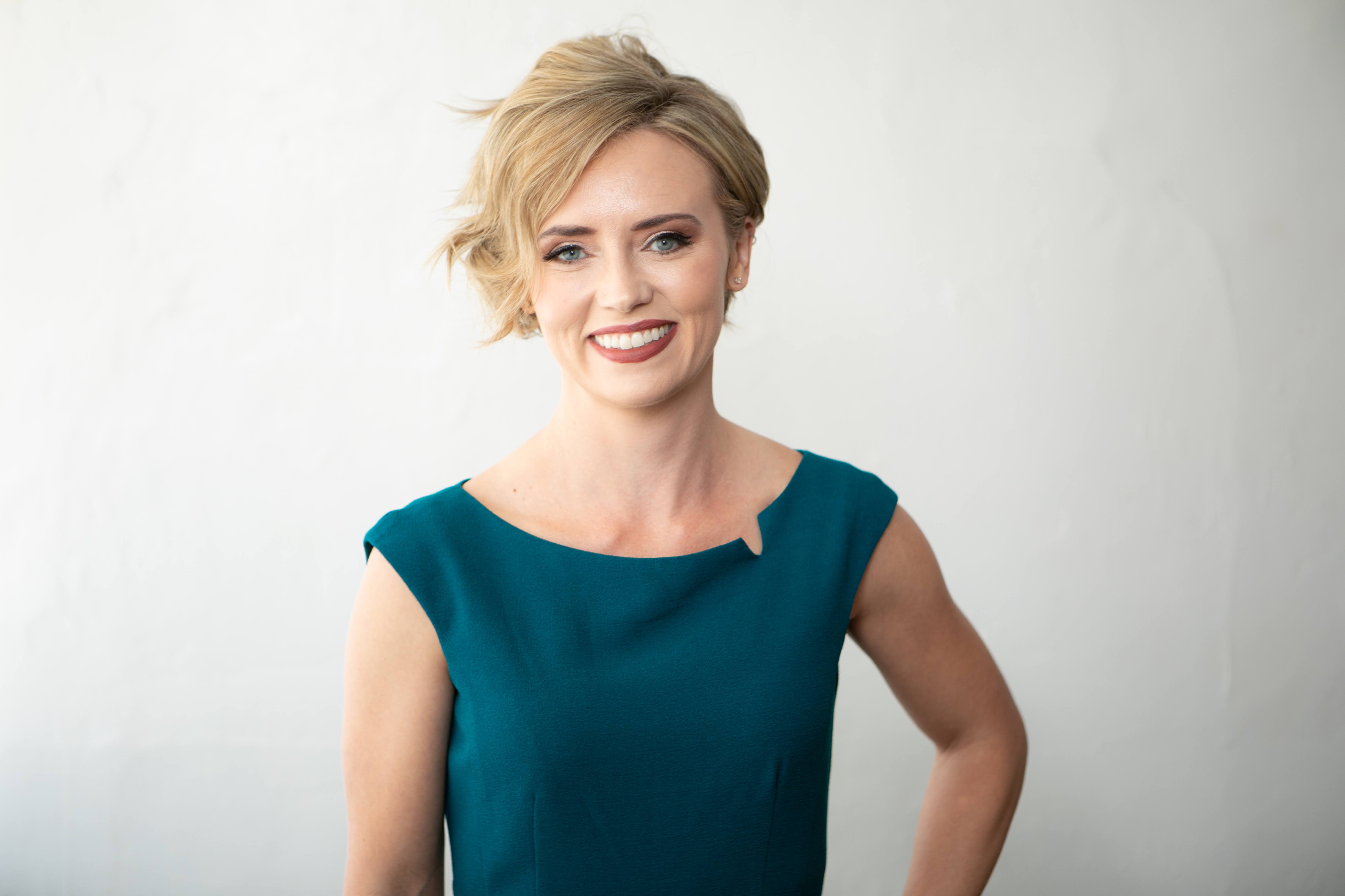 Salon, Spa & Barbershop Owners: Why Google Reviews Grow Your Business More Than Any Booking App