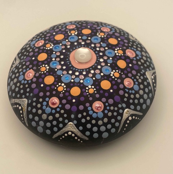 Dot mandala stone Dot mandala stone