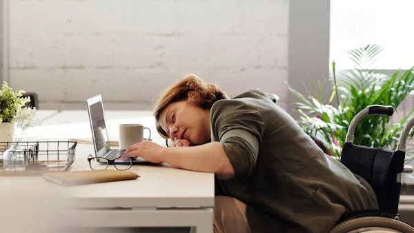 Automate you digital product sales while you sleep Automate you digital product sales while you sleep
