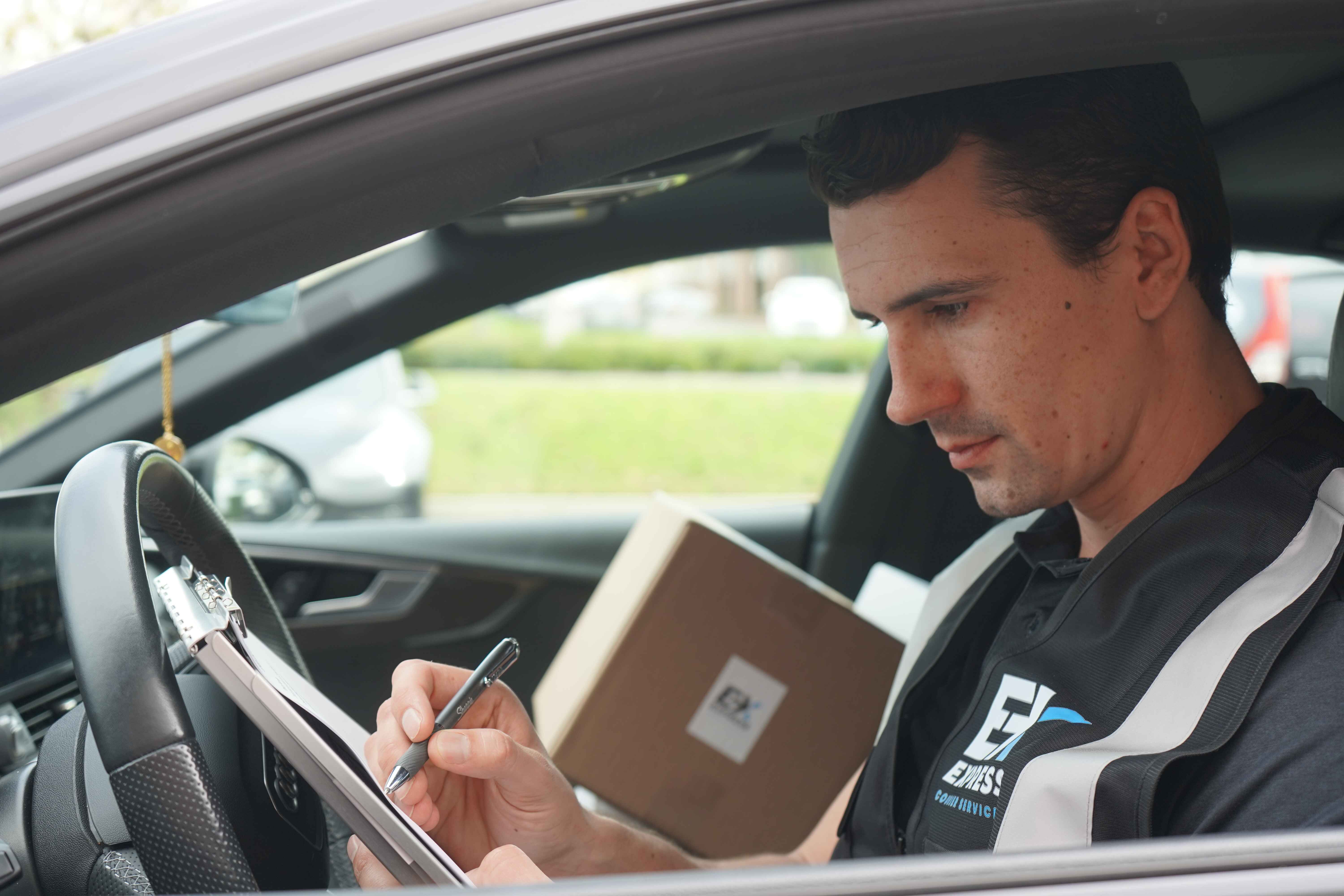Efficient Pharmacy Courier Services for Timely Medication Delivery
