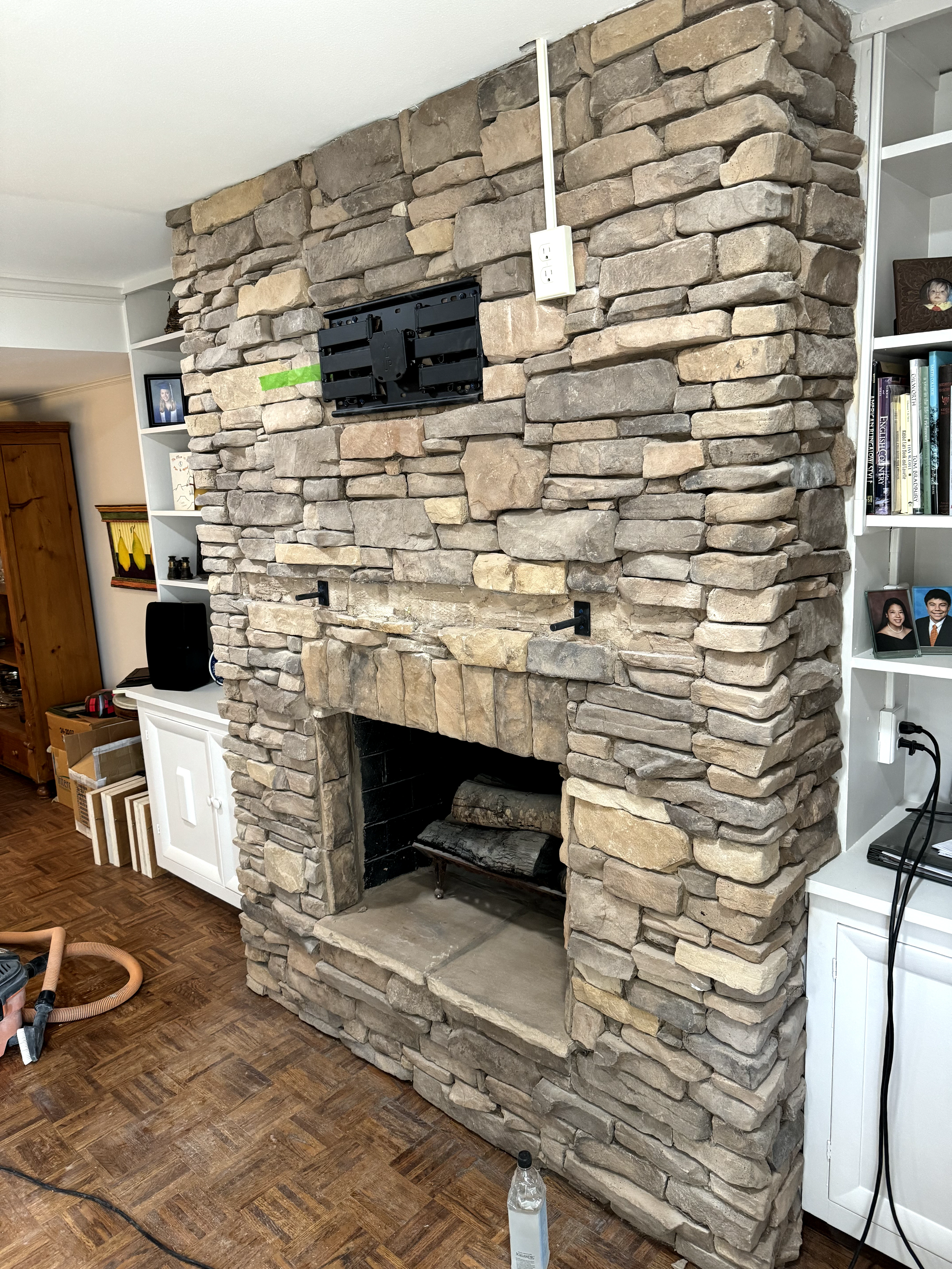 TV & Mantel Installation in Knoxville | Knoxville Home Improvements TV & Mantel Installation in Knoxville | Knoxville Home Improvements