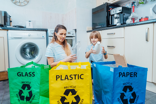 mother and child recycling