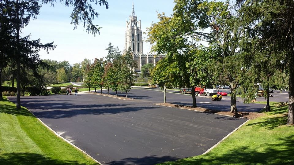 Benefits of Asphalt Milling for Parking Lots | All-Phase Asphalt Benefits of Asphalt Milling for Parking Lots | All-Phase Asphalt