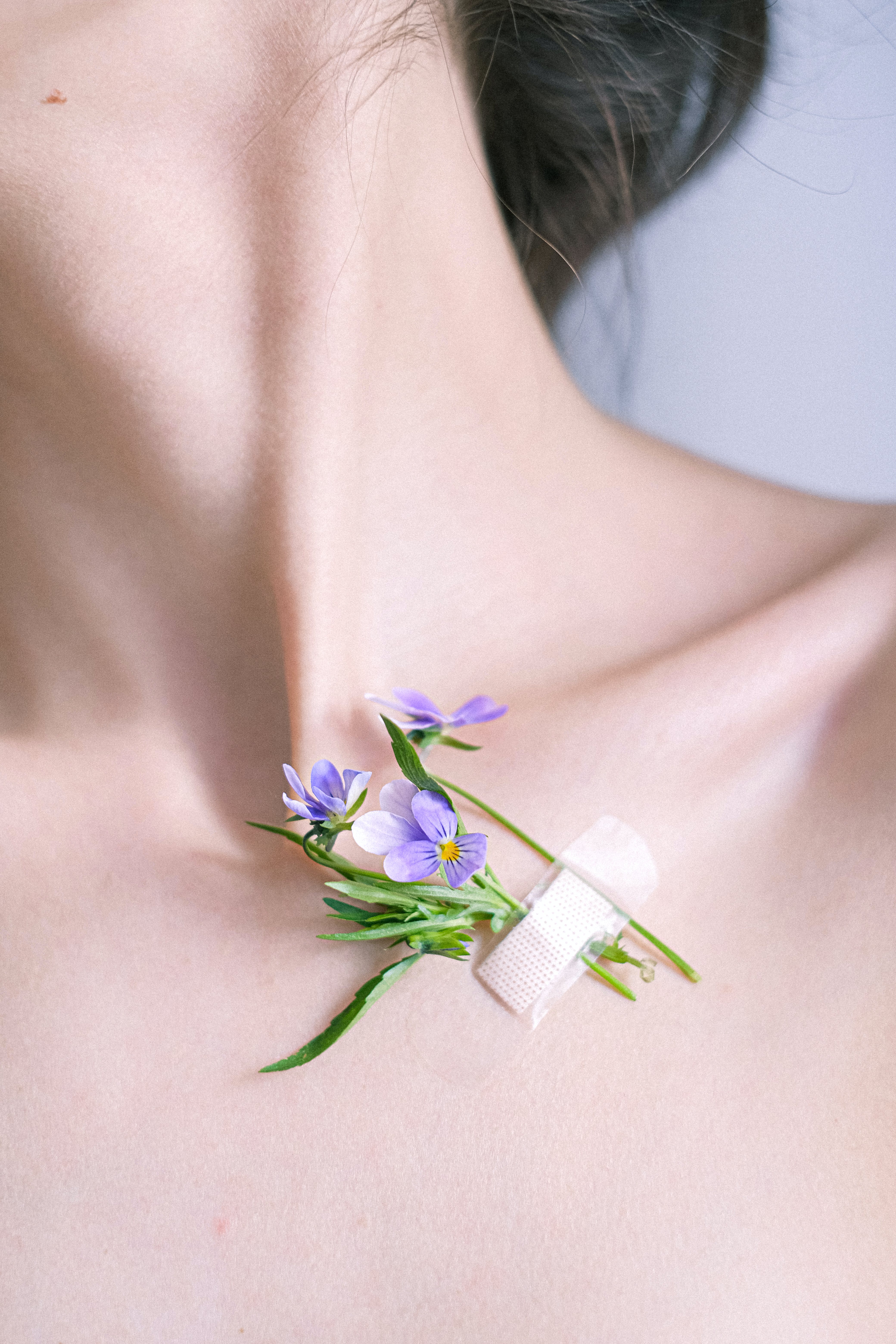 Revitalize Your Skin: How to Pamper Your Skin After a Long Week