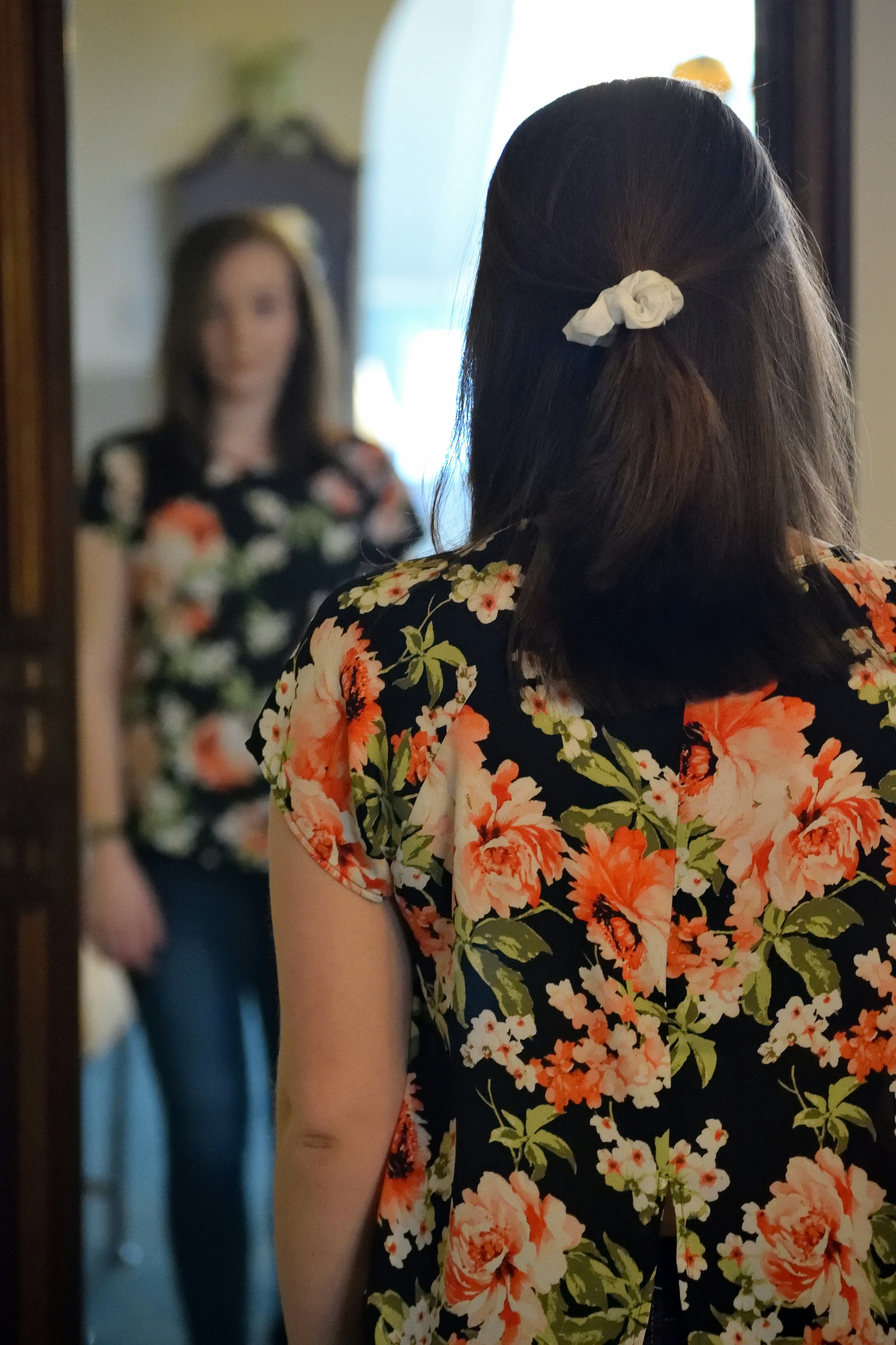 Looking in the mirror and forgetting what you look like.