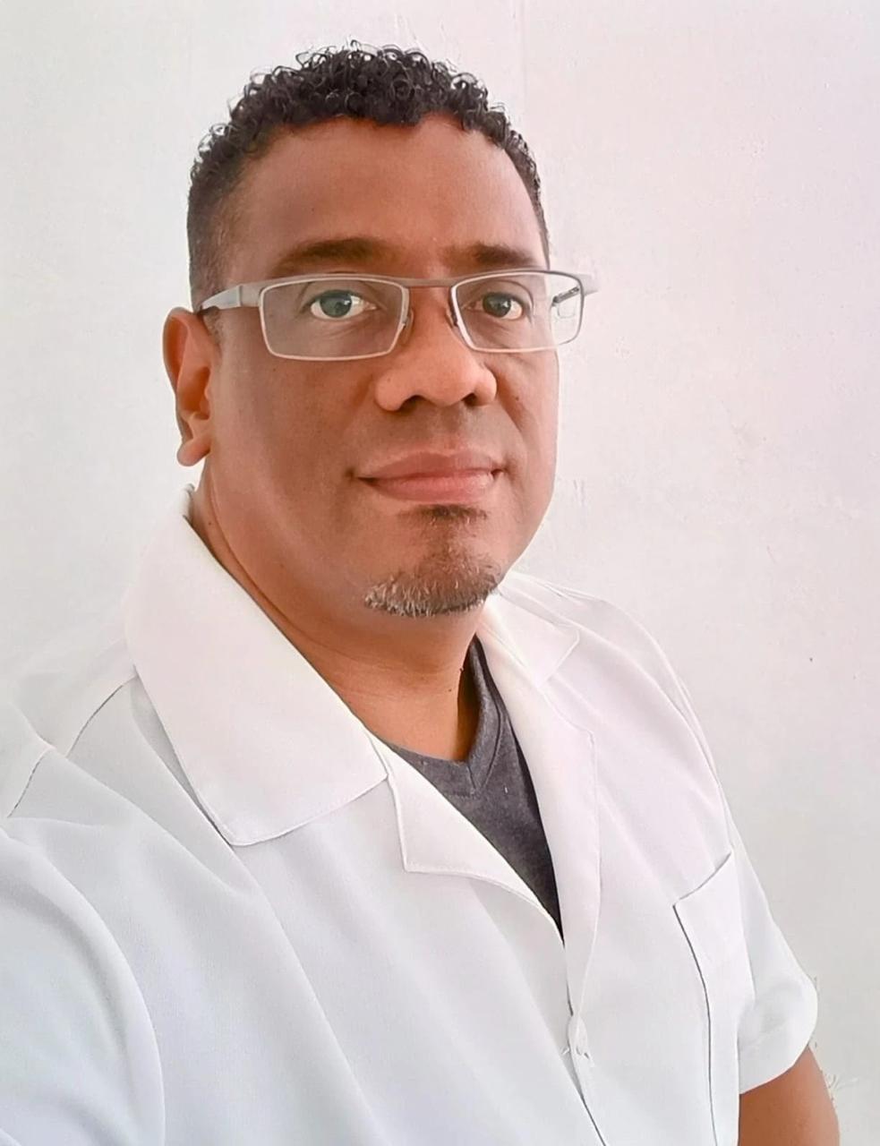 Alex - Massoterapeuta