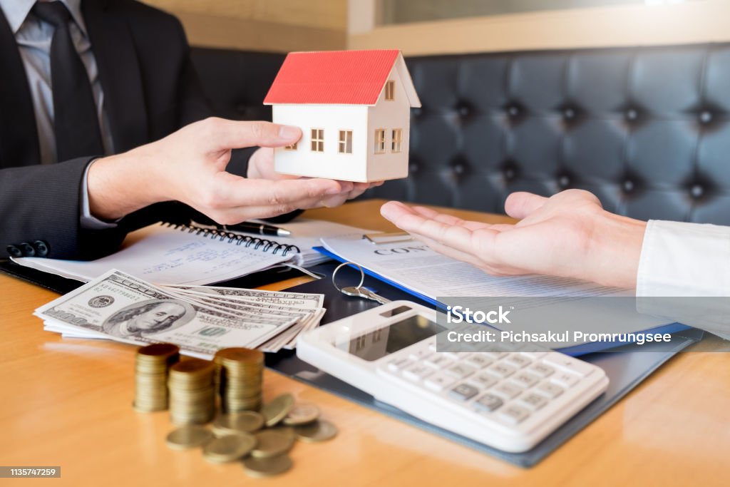Is Wholesaling Houses Still Profitable?