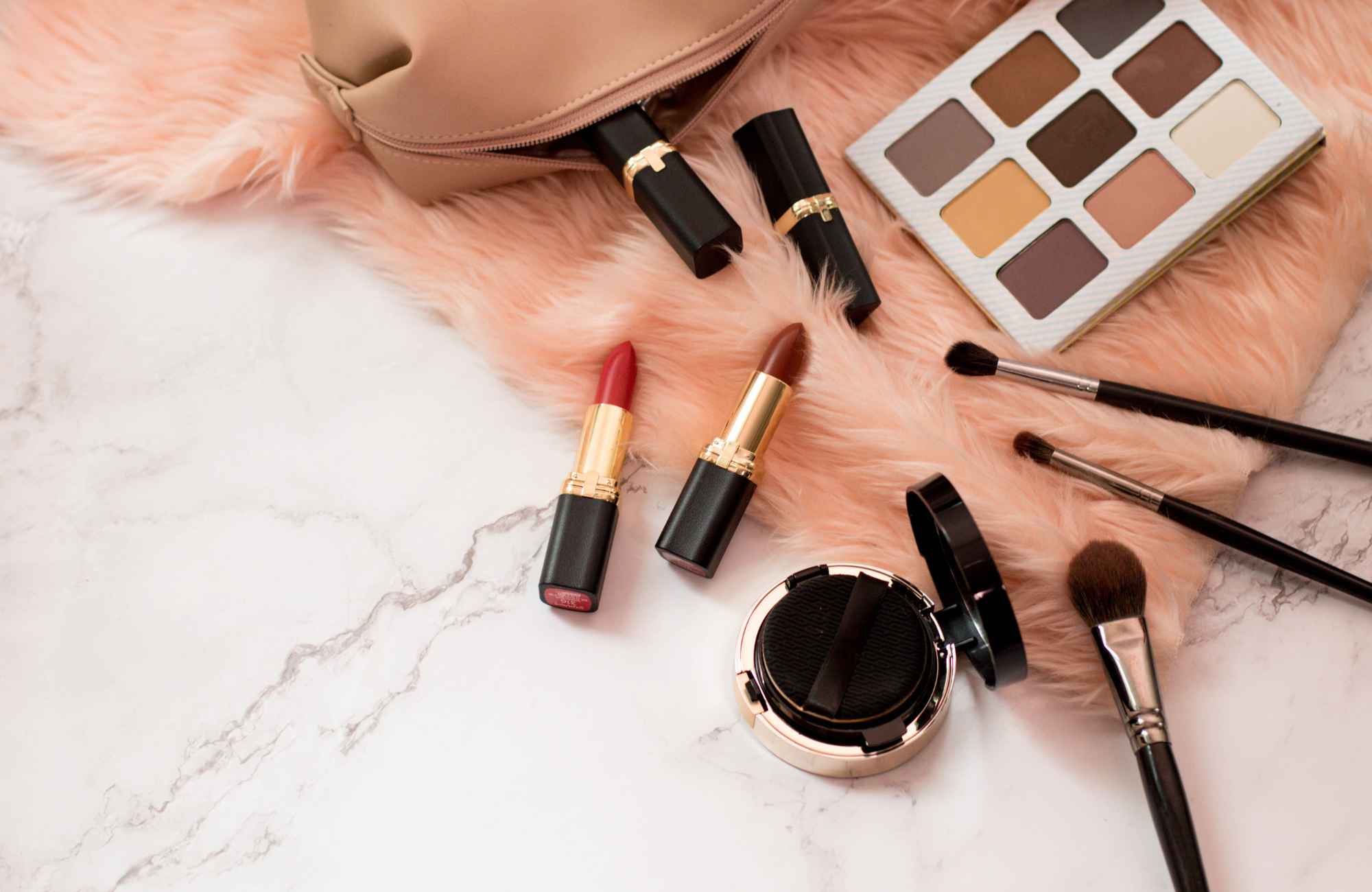 organizing-etc-olathe-ks-4-mindful-shopping-tips-to-create-a-clutter-free-home-makeup-functional-organization-maintenance
