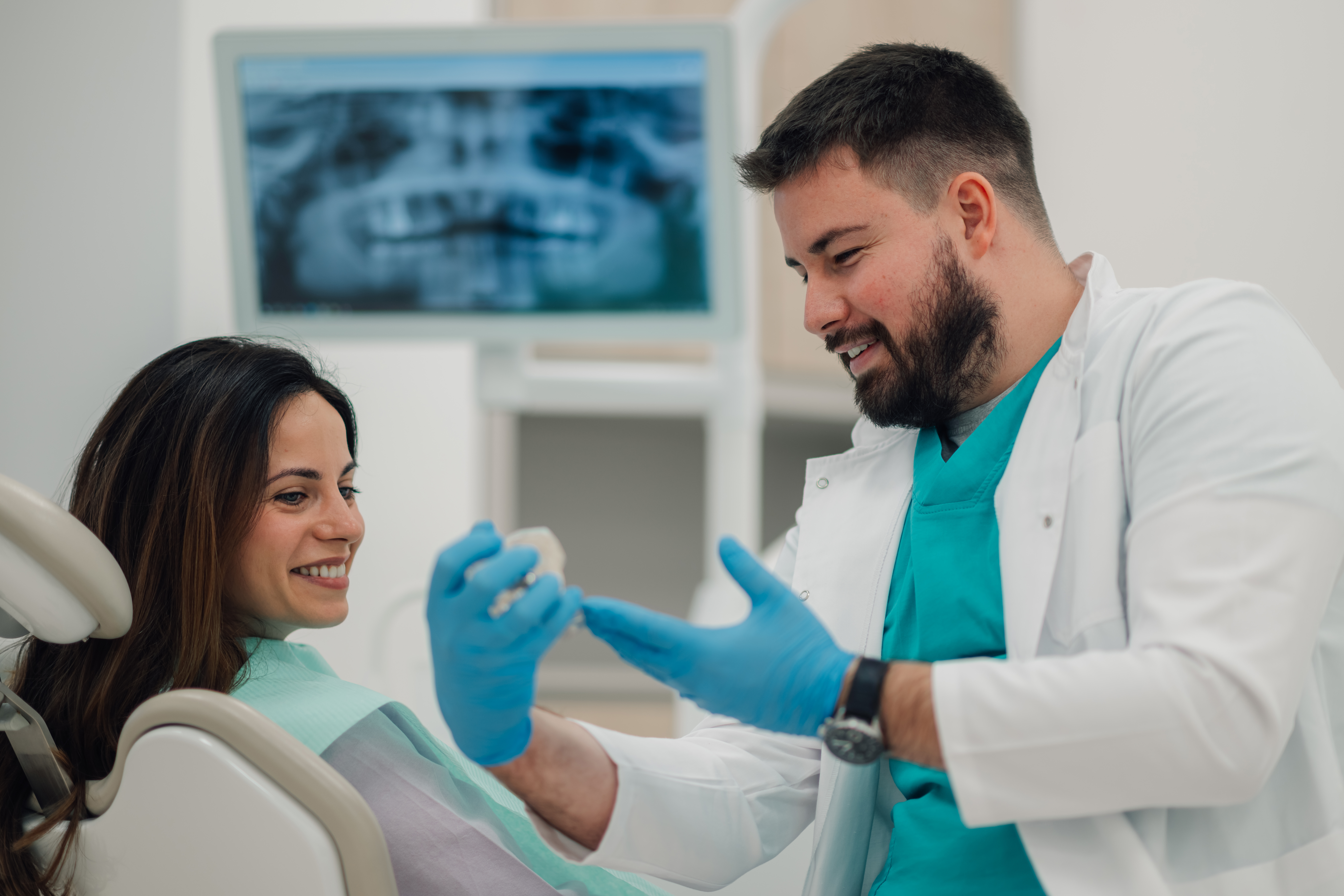 Dentists successfully landed a patient after having the right dental marketing strategy